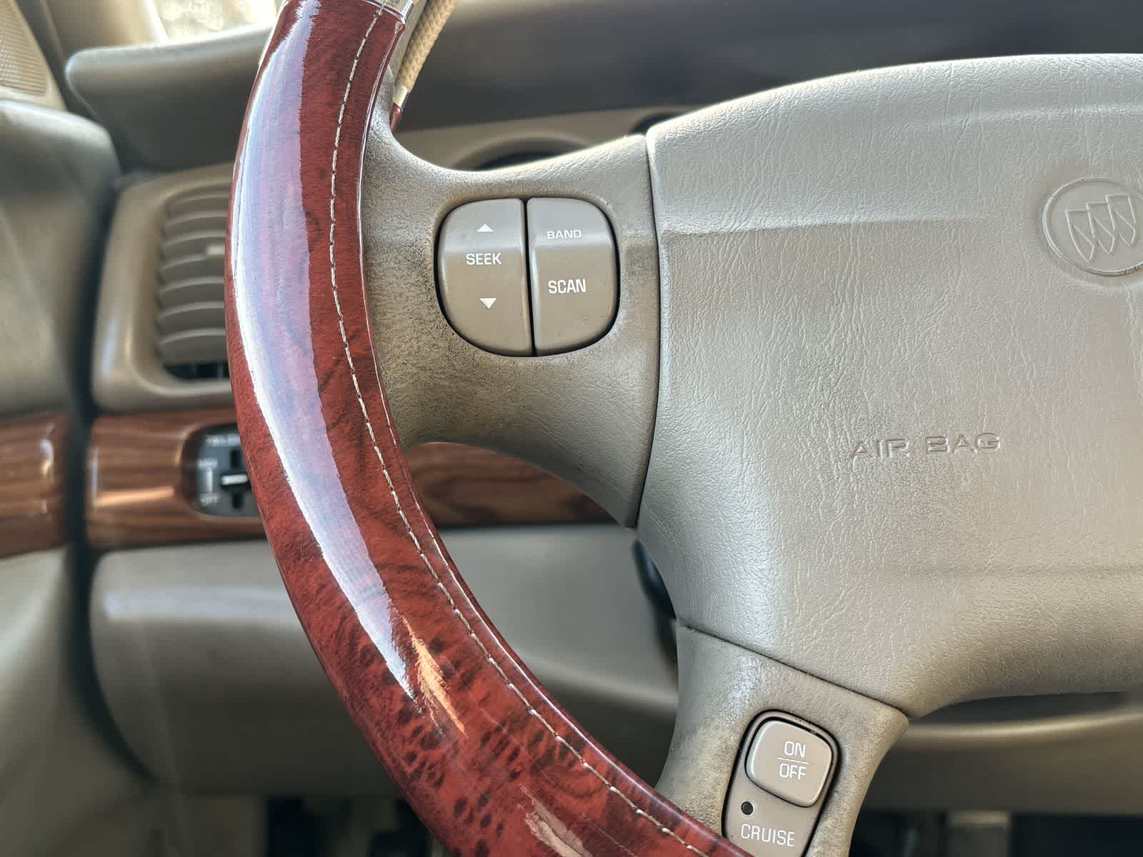 Thumbnail: 2002 Buick LeSabre - 14