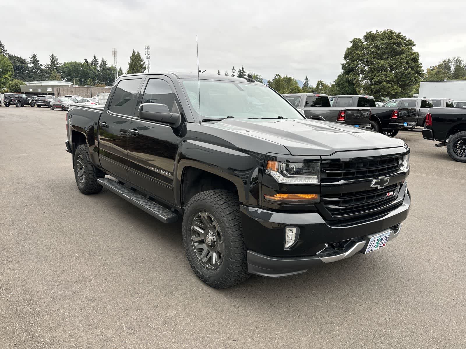 Thumbnail: 2018 Chevrolet Silverado 1500 - 8