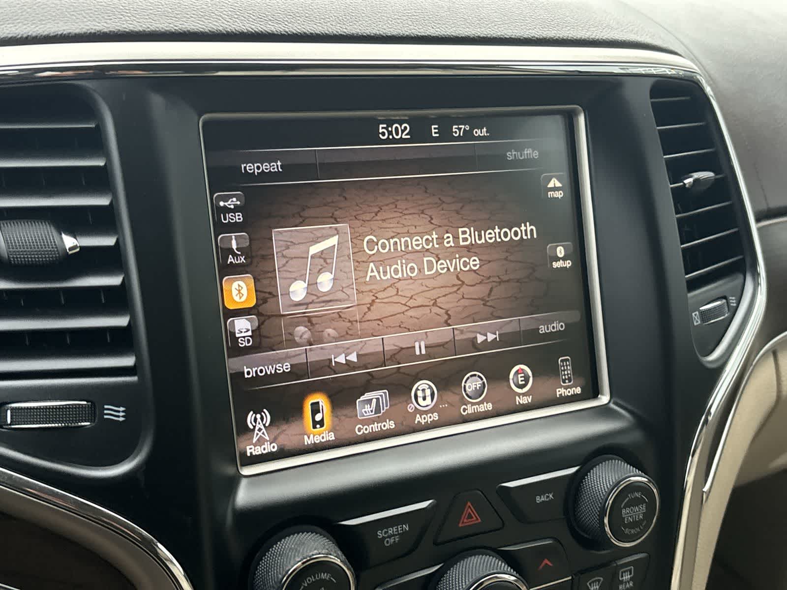 Thumbnail: 2014 Jeep Grand Cherokee - 16