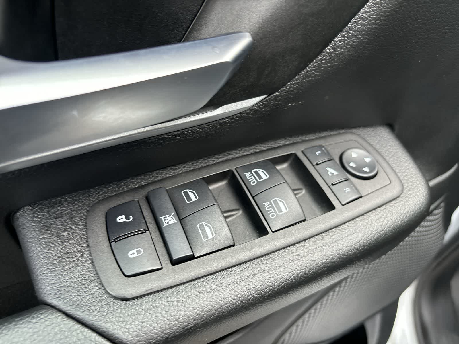 Thumbnail: 2023 RAM 1500 - 10