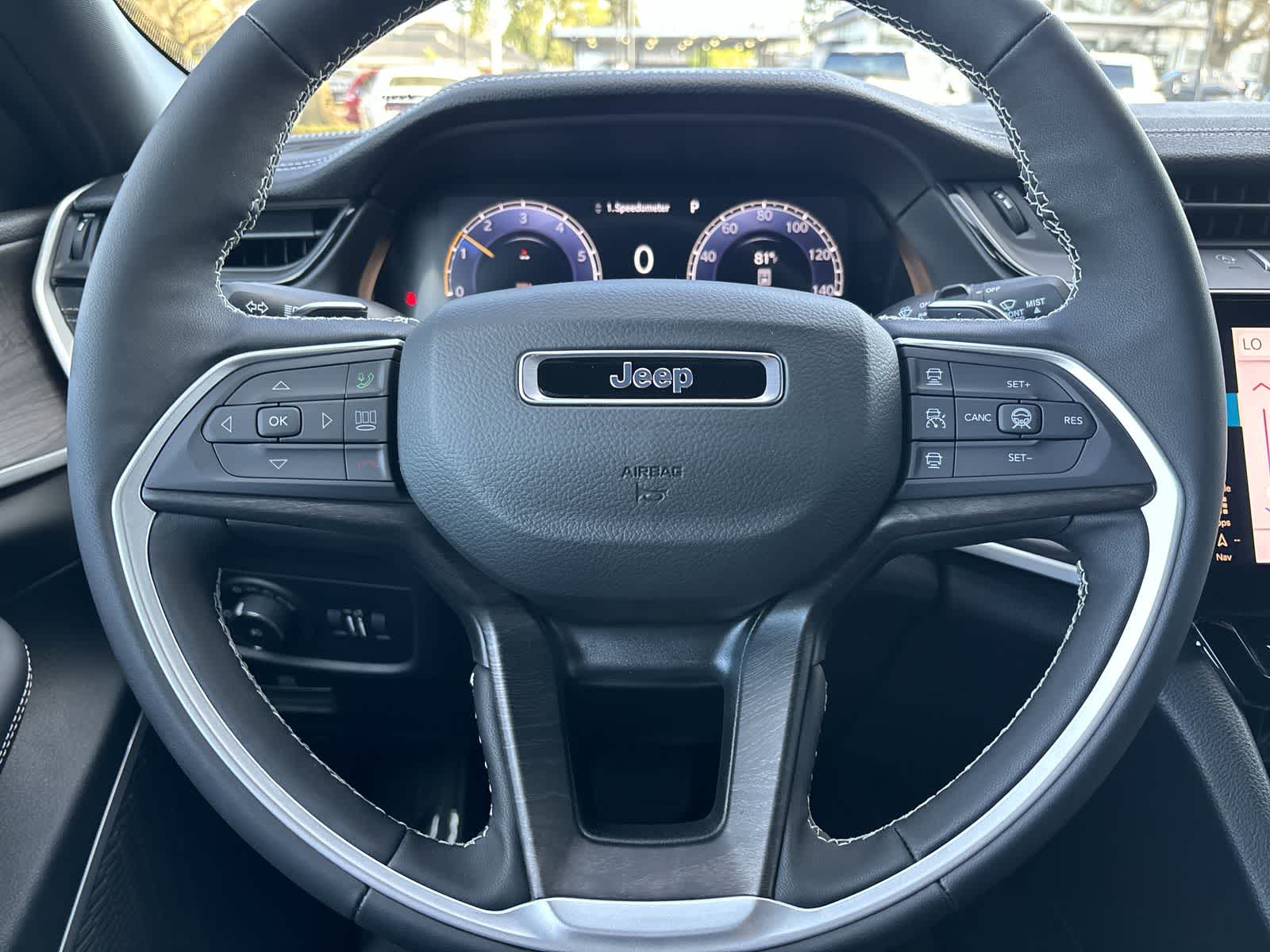 Thumbnail: 2026 Jeep Grand Cherokee - 12