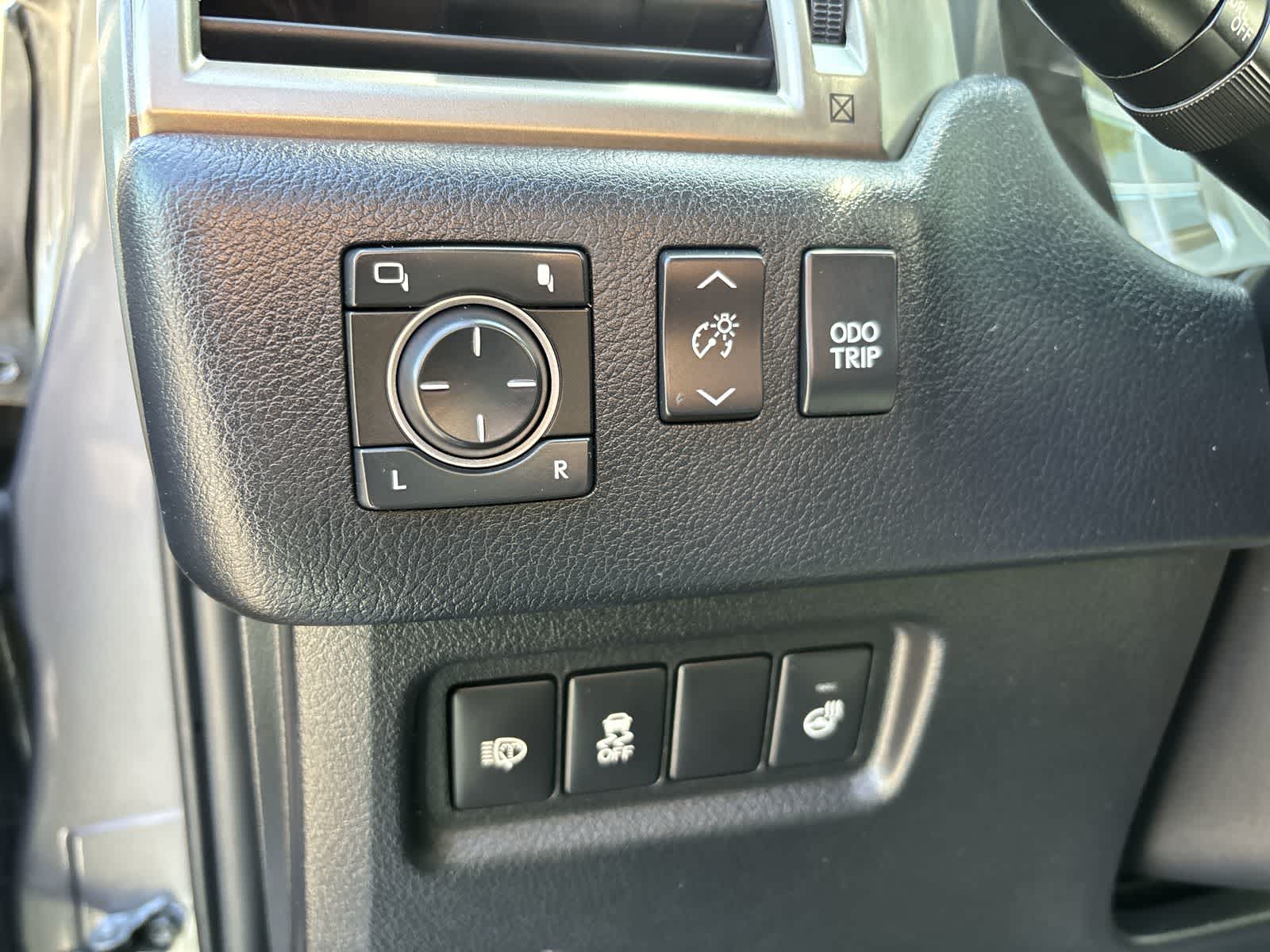 Thumbnail: 2014 Lexus GX - 11