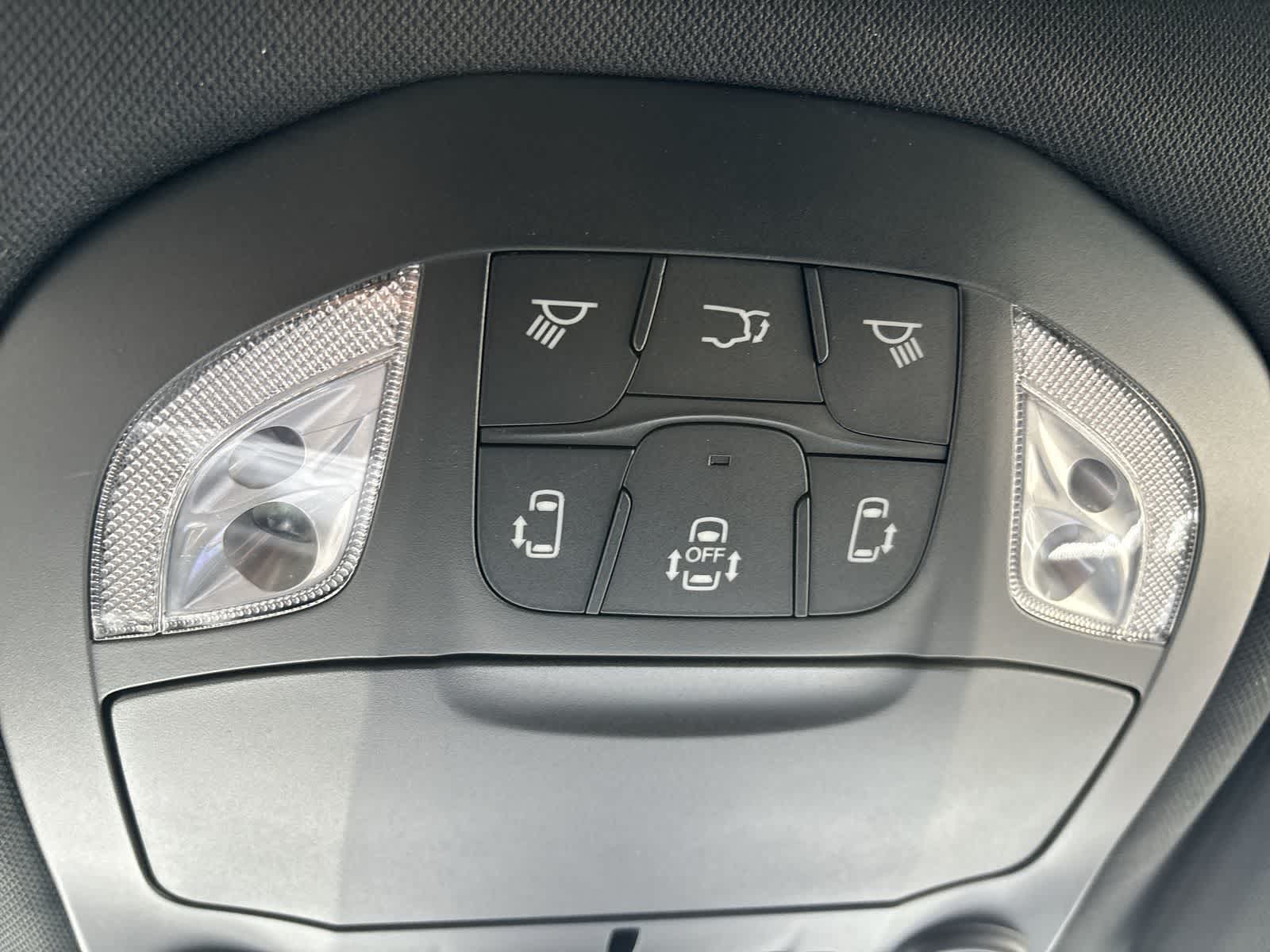 Thumbnail: 2026 Chrysler Pacifica - 26