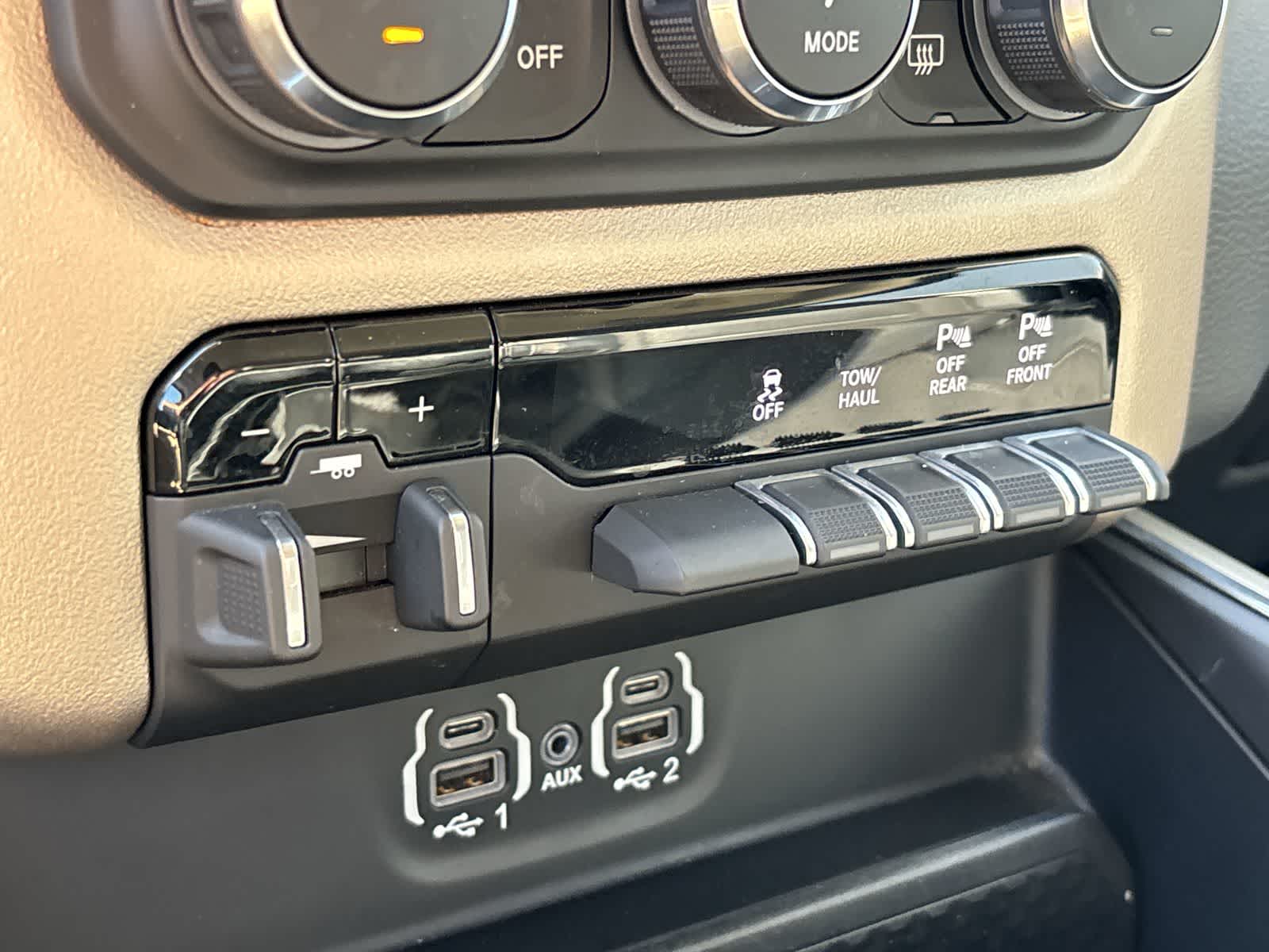 Thumbnail: 2022 RAM 1500 - 23