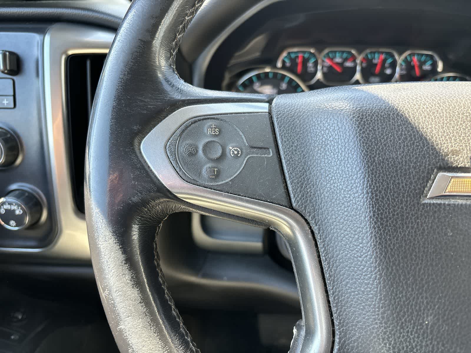 Thumbnail: 2018 Chevrolet Silverado 3500 - 10