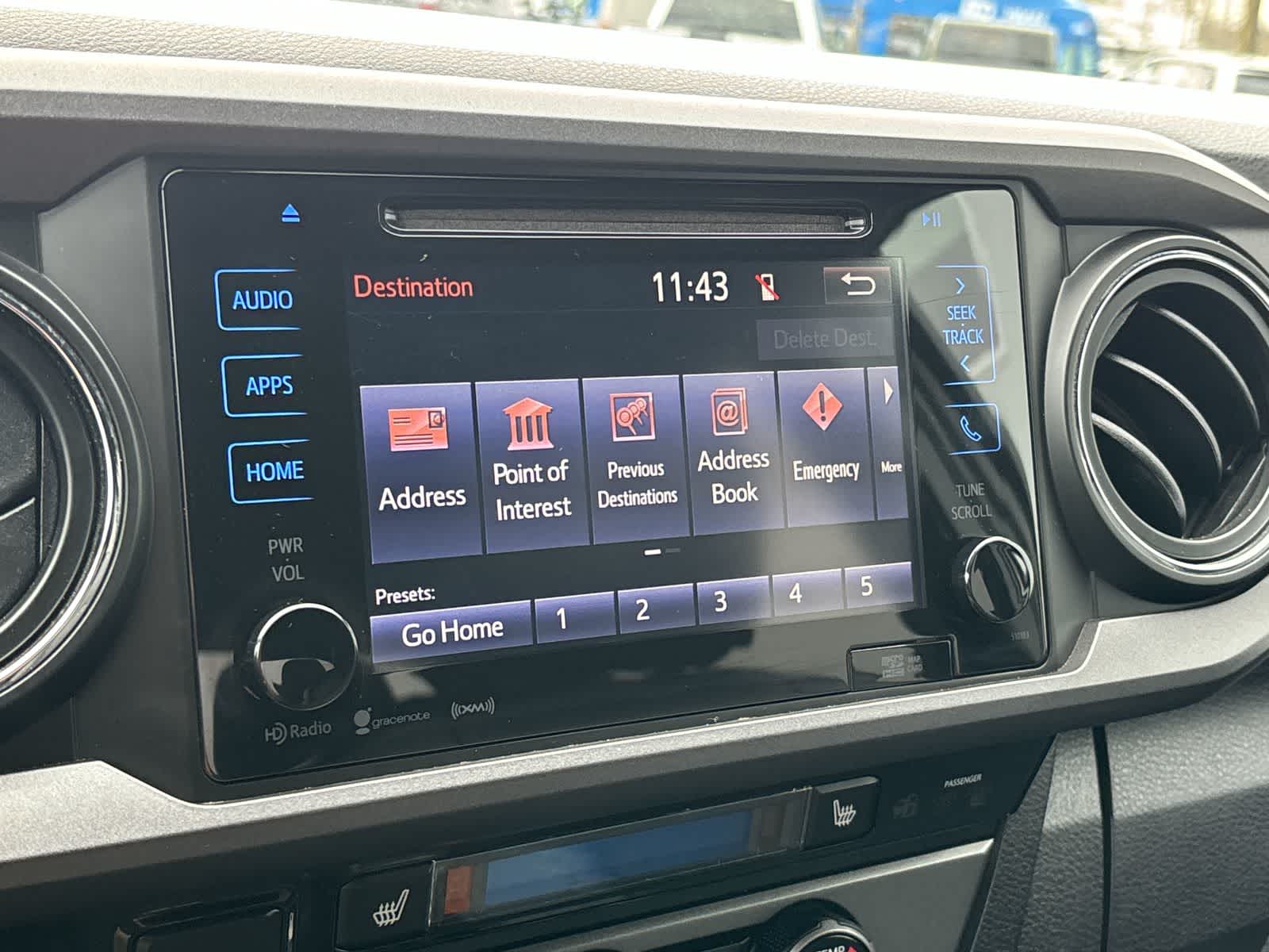 Thumbnail: 2017 Toyota Tacoma - 17