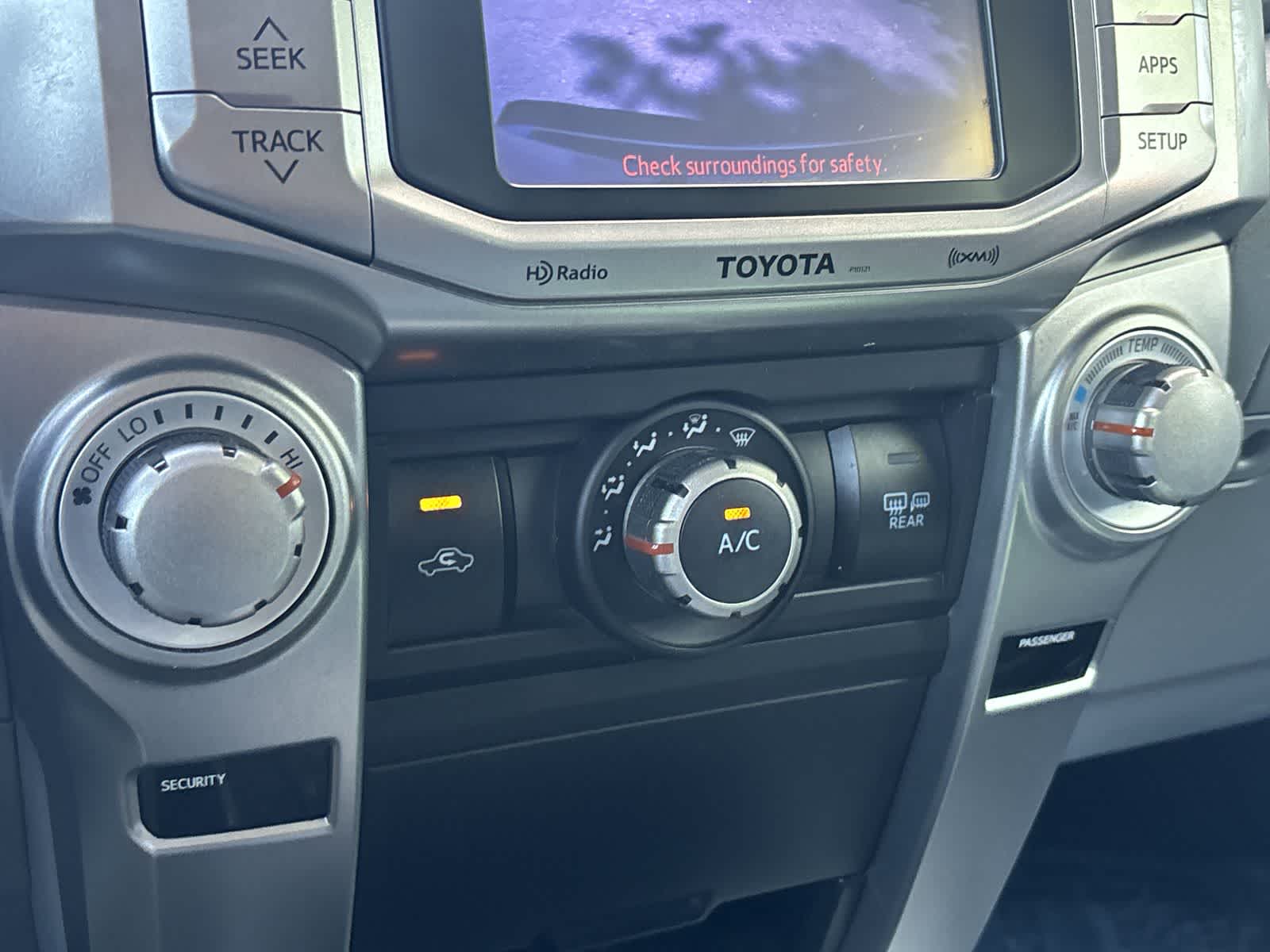 Thumbnail: 2012 Toyota 4Runner - 23