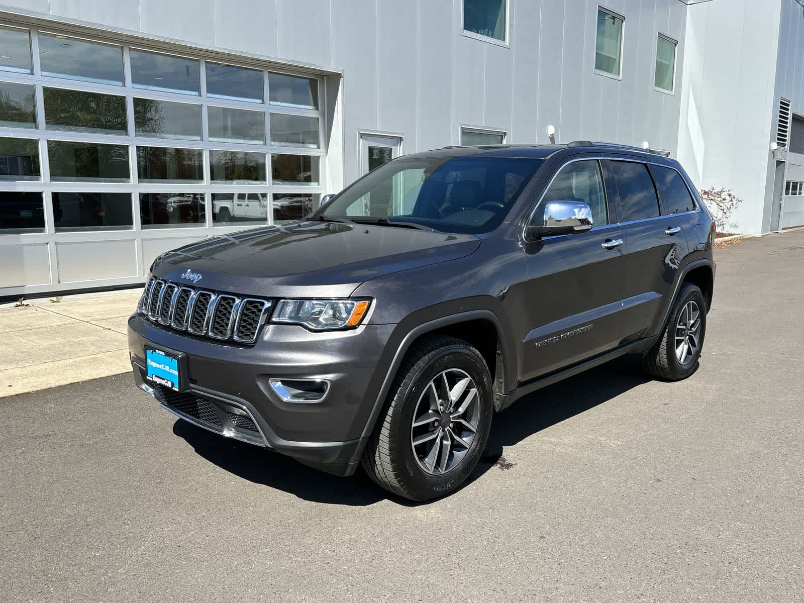 Thumbnail: 2019 Jeep Grand Cherokee - 1