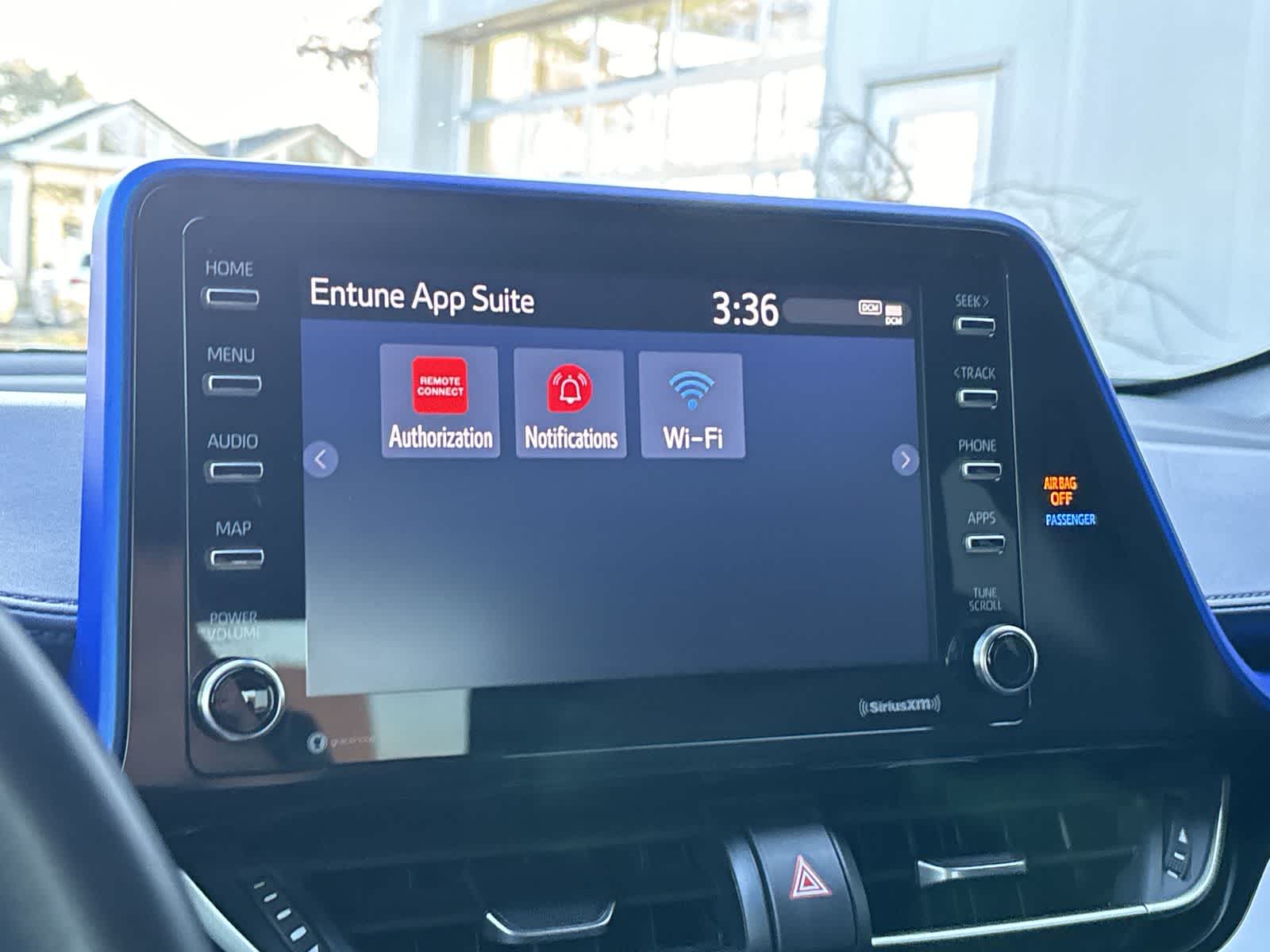 Thumbnail: 2021 Toyota C-HR - 17