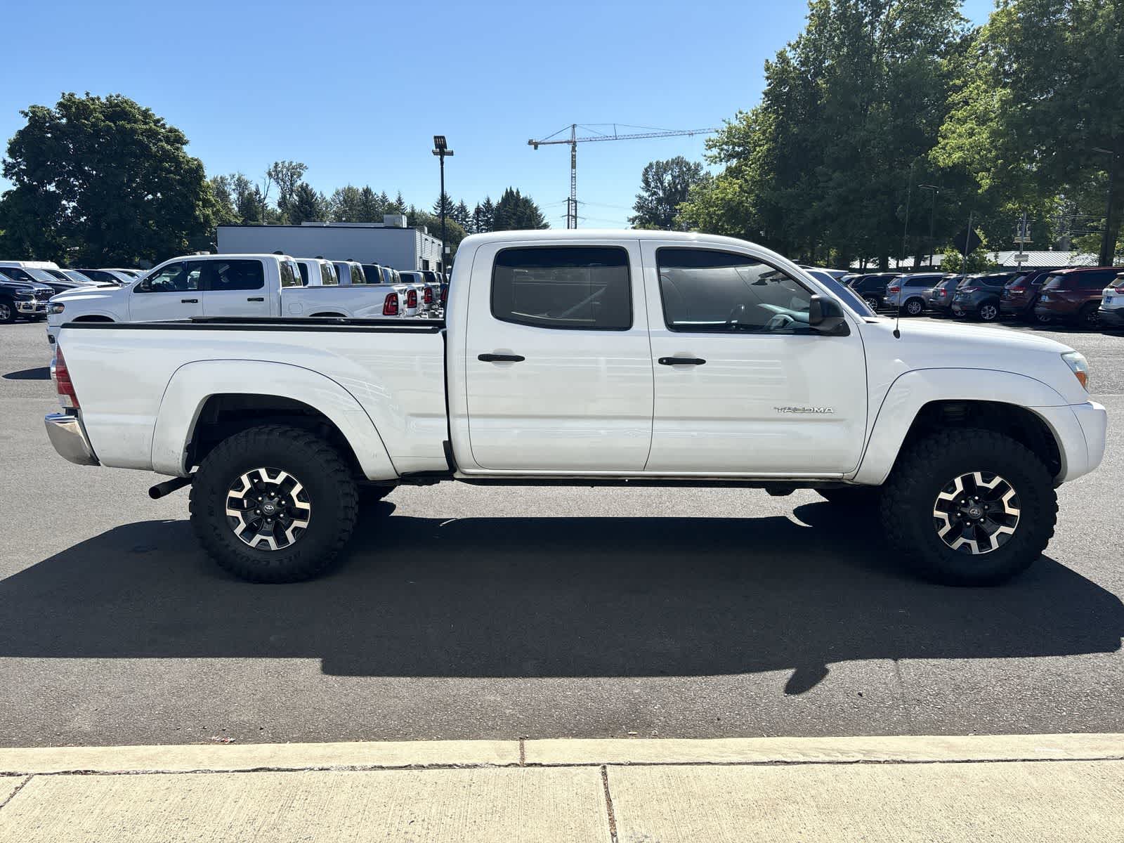 Thumbnail: 2009 Toyota Tacoma - 5