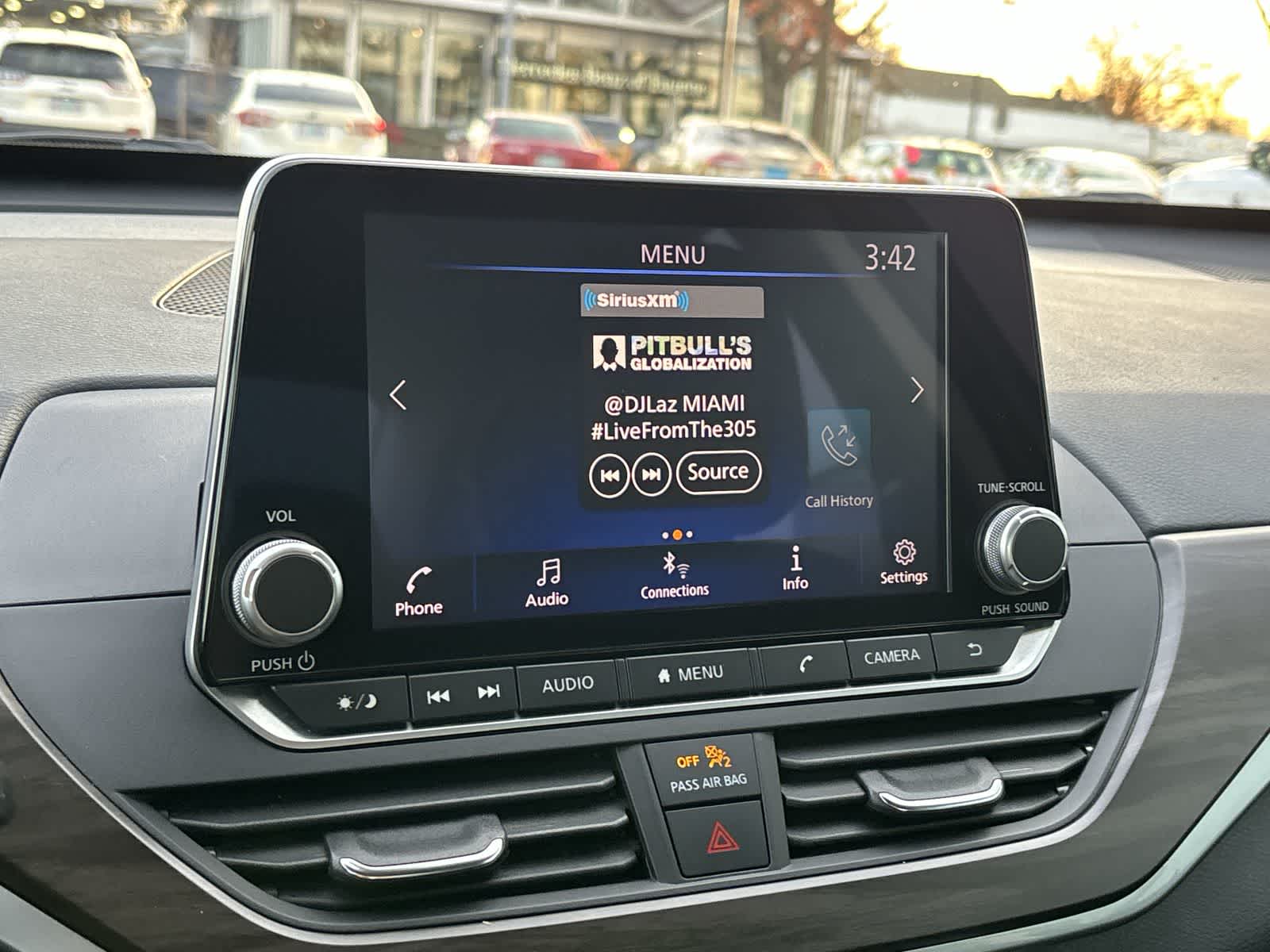 Thumbnail: 2023 Nissan Altima - 14