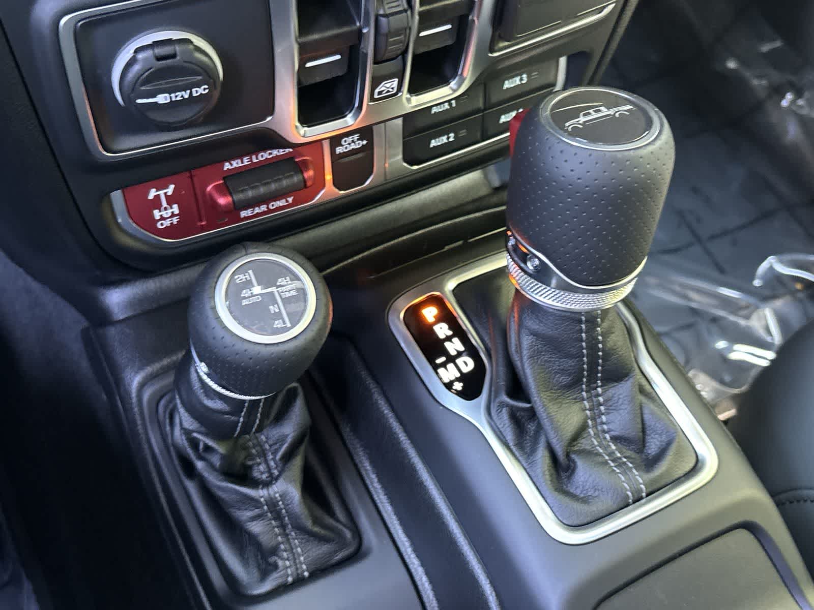 Thumbnail: 2025 Jeep Gladiator - 26