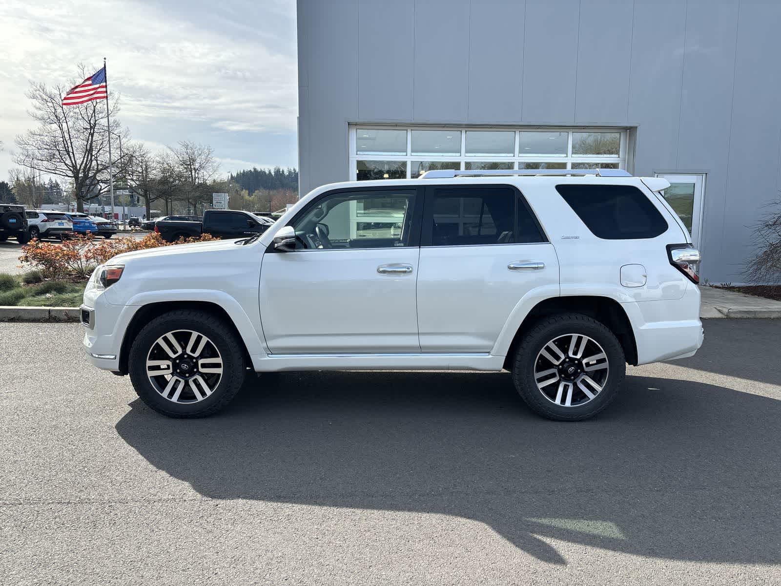 Thumbnail: 2015 Toyota 4Runner - 2