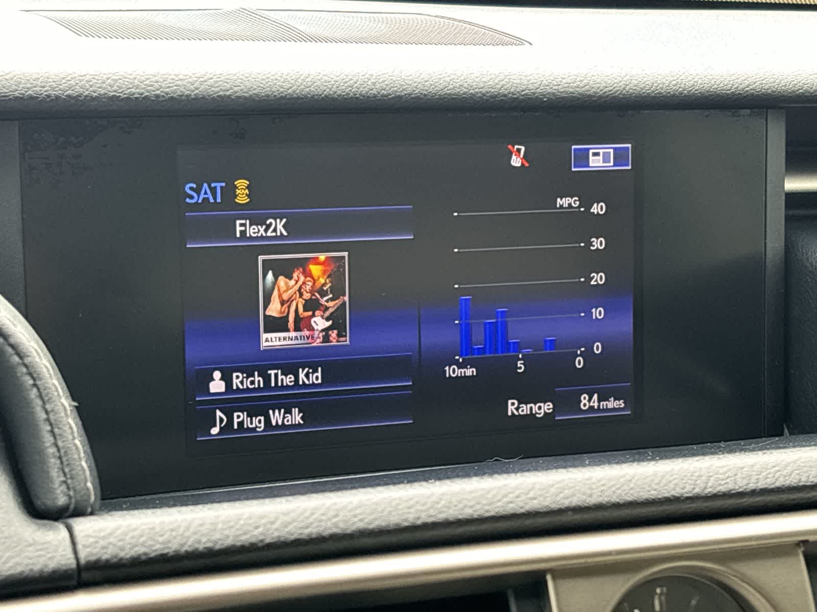 Thumbnail: 2014 Lexus IS - 15