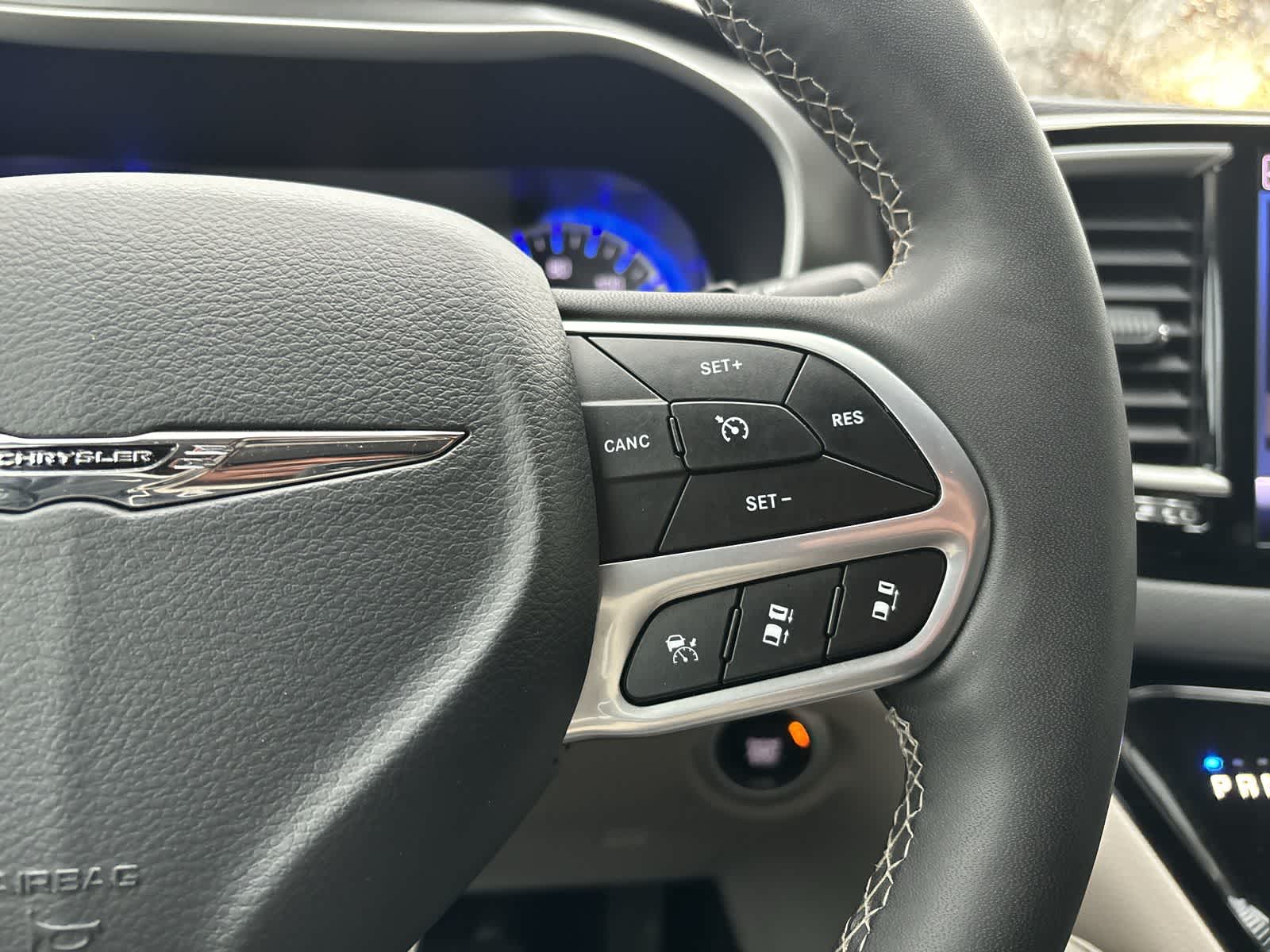 Thumbnail: 2024 Chrysler Pacifica - 15