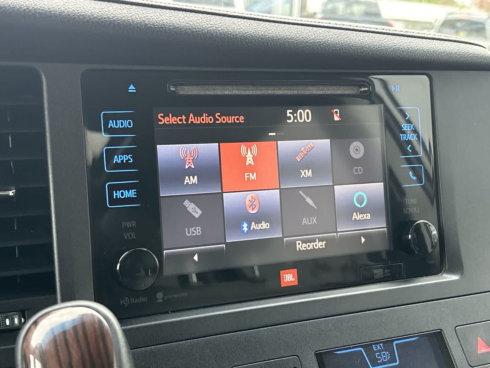 Thumbnail: 2015 Toyota Sienna - 13