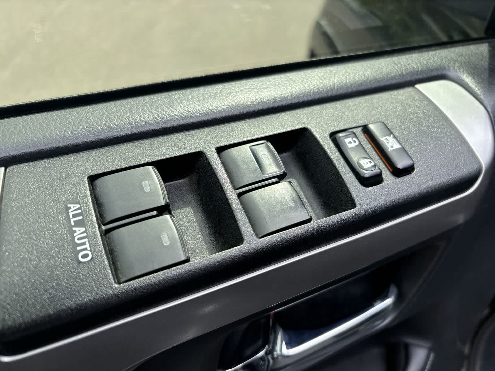 Thumbnail: 2021 Toyota 4Runner - 8