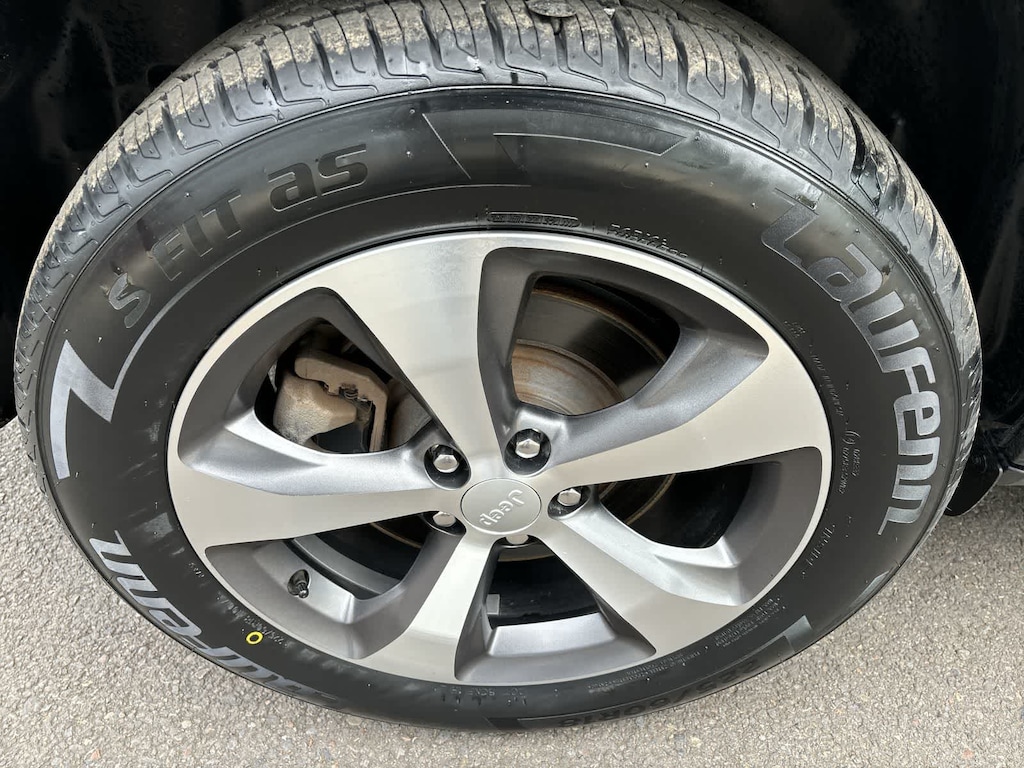 Used 2022 Jeep Cherokee Limited SUV
