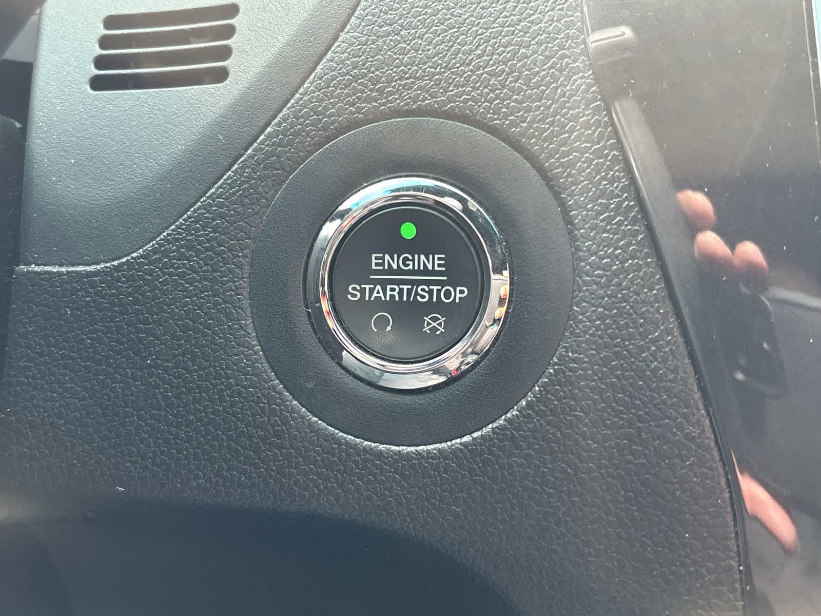 Thumbnail: 2017 Ford Explorer - 20