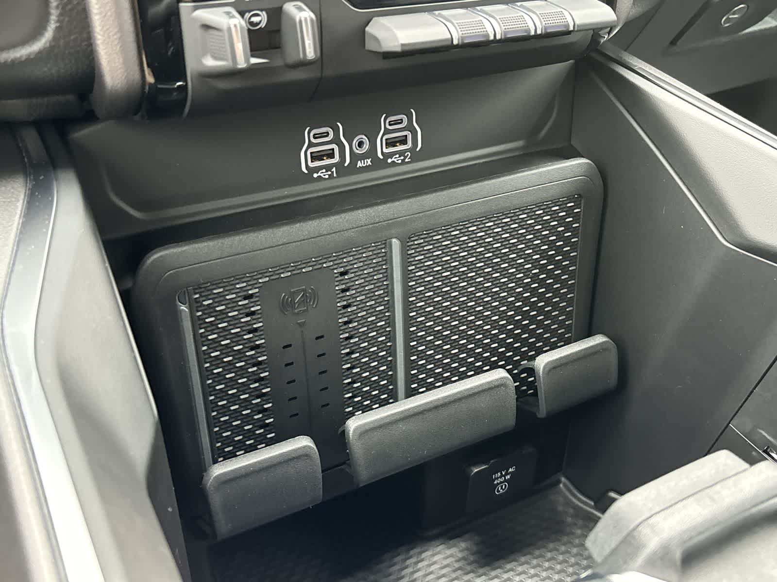 Thumbnail: 2026 RAM 1500 - 25