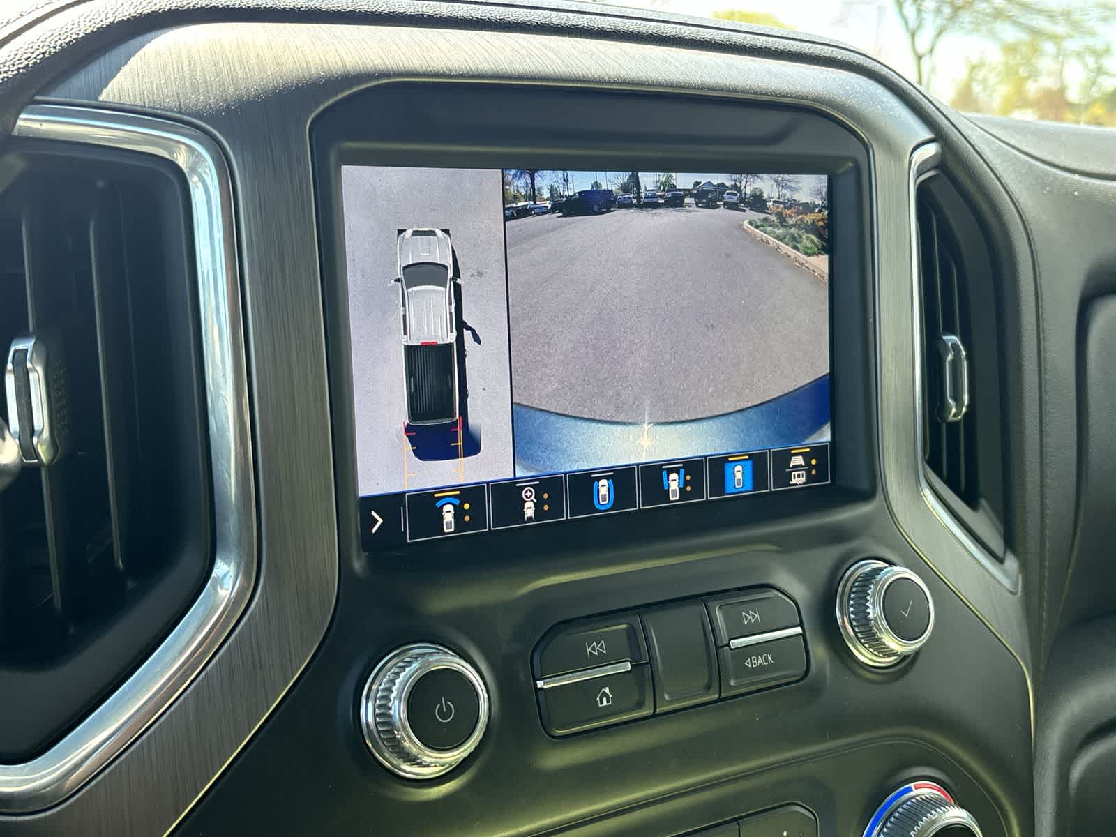 Thumbnail: 2020 GMC Sierra 3500 - 19