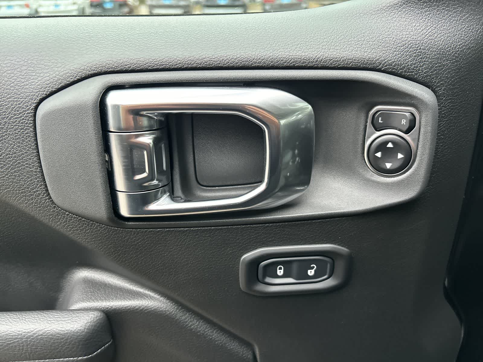 Thumbnail: 2026 Jeep Wrangler - 9