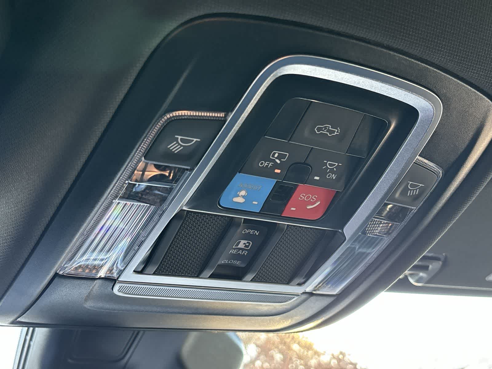 Thumbnail: 2026 RAM 1500 - 28