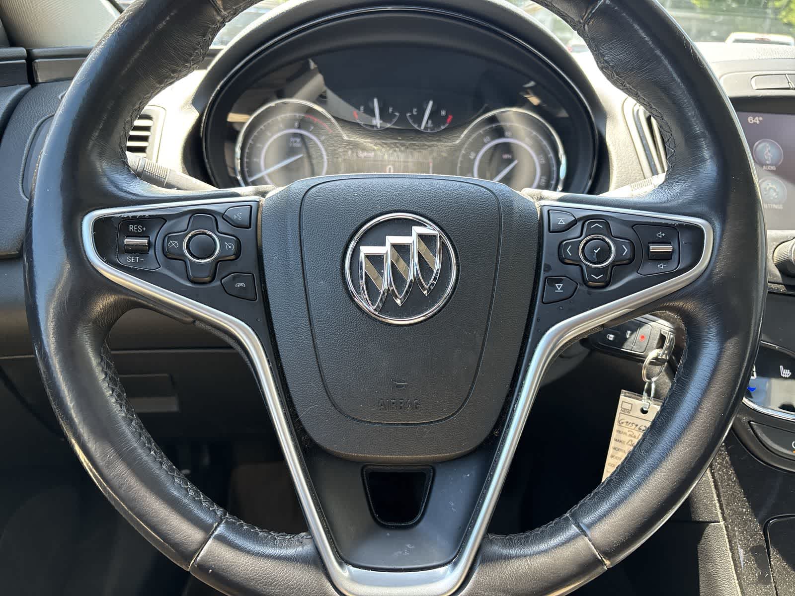 Thumbnail: 2016 Buick Regal - 8