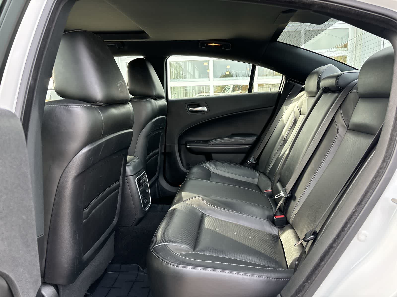 Thumbnail: 2022 Dodge Charger - 6