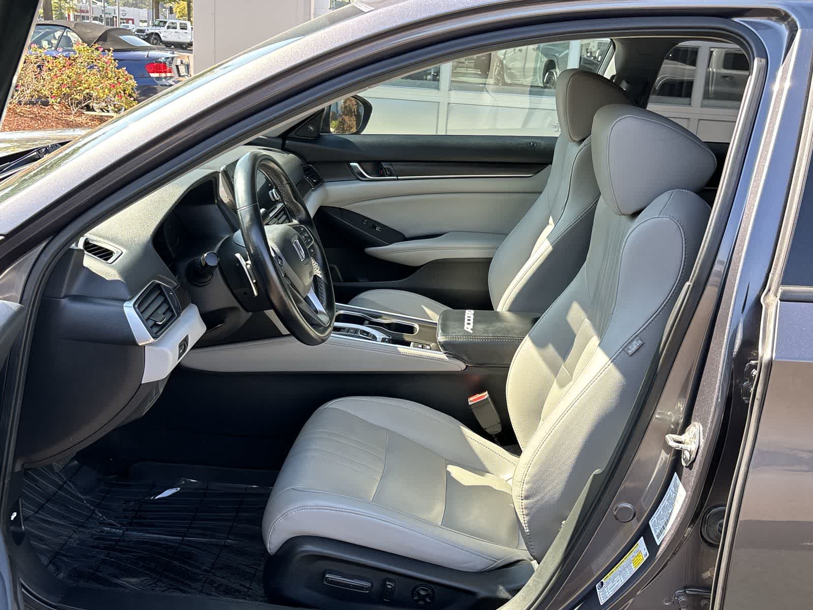 Thumbnail: 2020 Honda Accord - 12