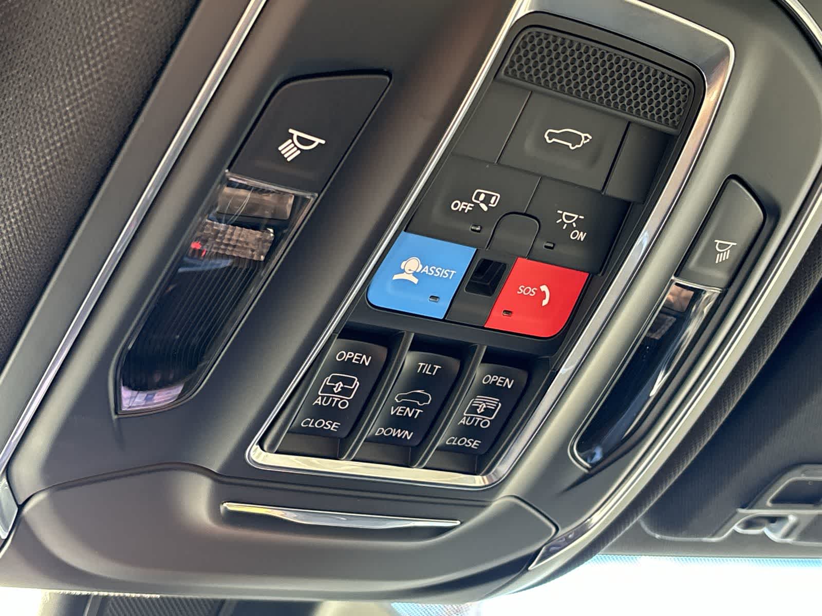 Thumbnail: 2025 Jeep Grand Cherokee - 24