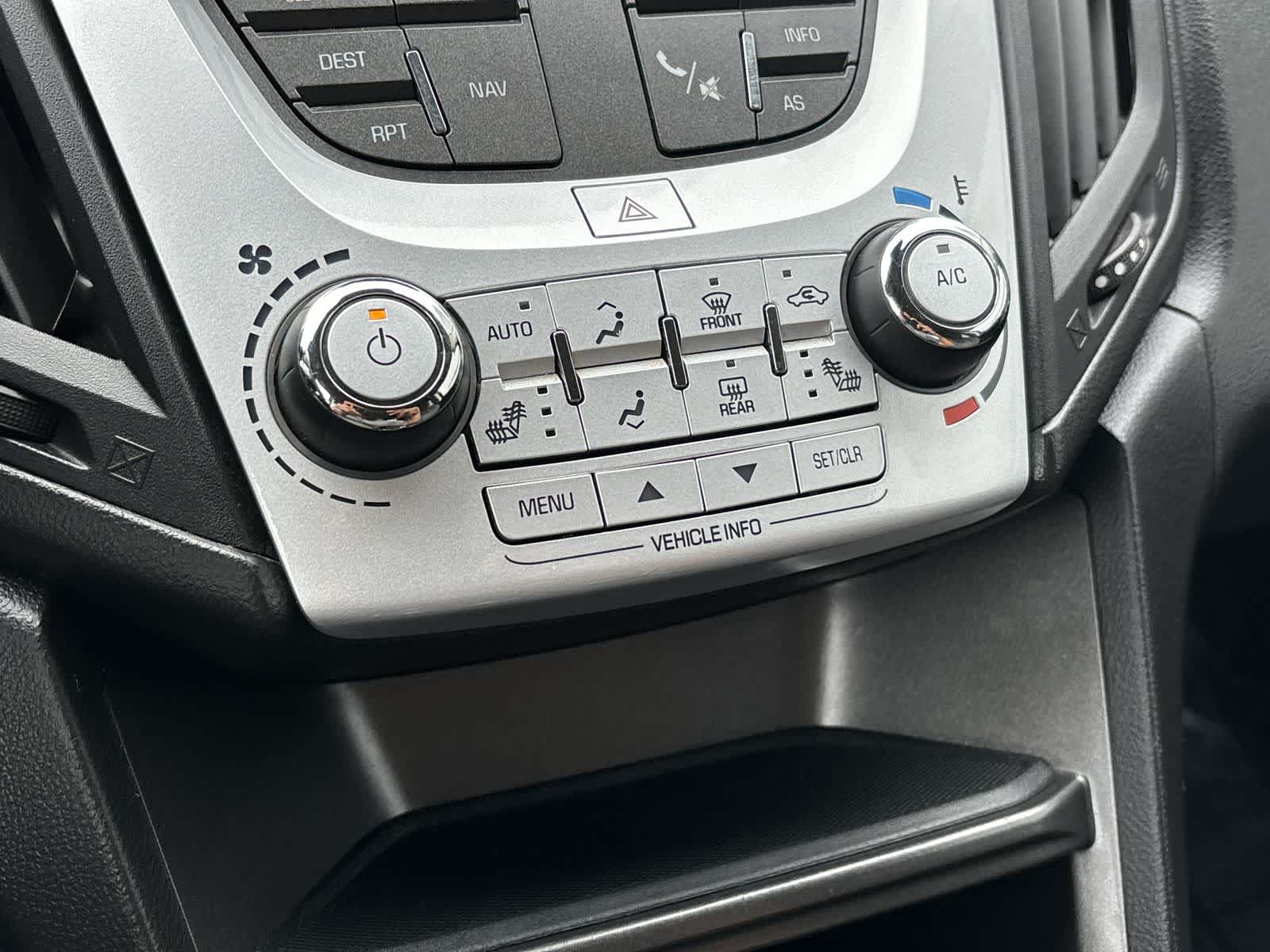 Thumbnail: 2016 Chevrolet Equinox - 24