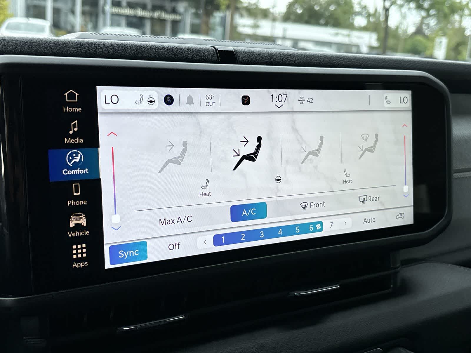 Thumbnail: 2024 Jeep Wrangler - 17