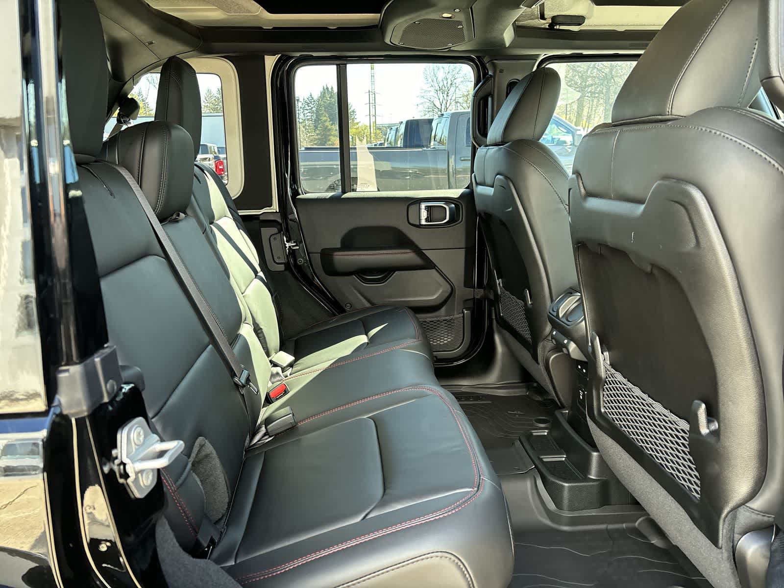 Thumbnail: 2026 Jeep Wrangler - 6