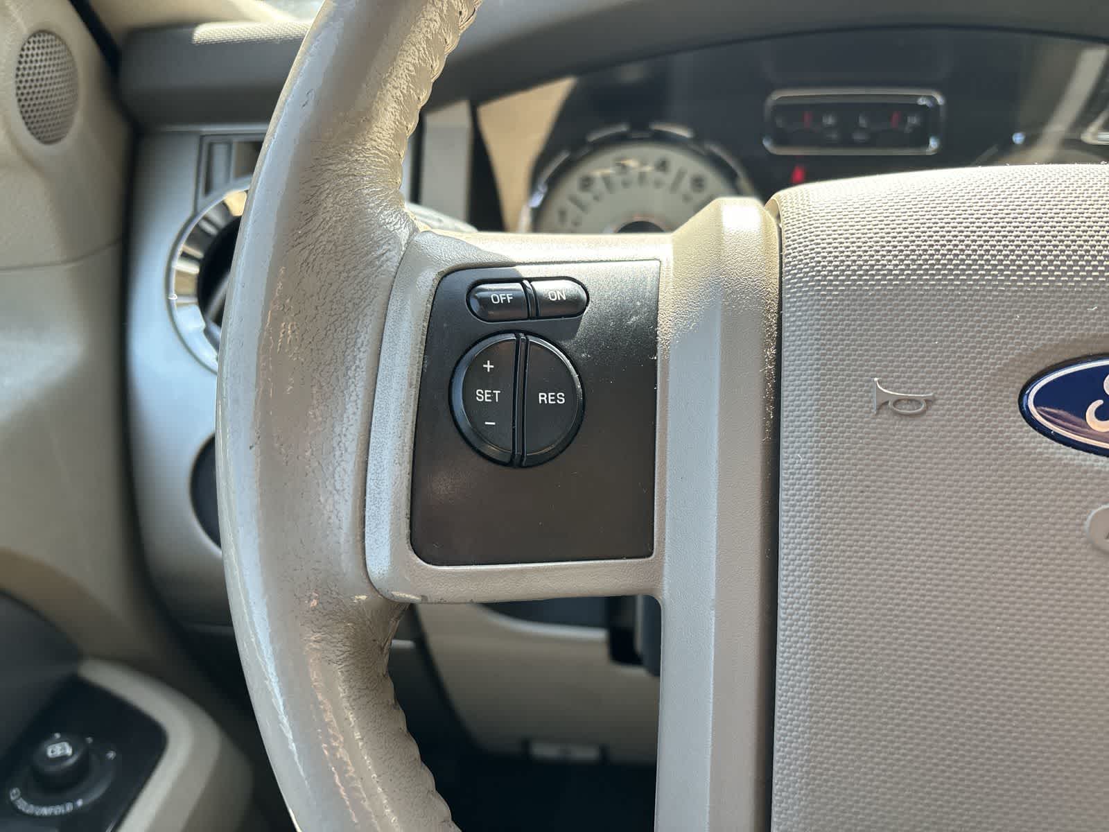 Thumbnail: 2013 Ford Expedition - 10