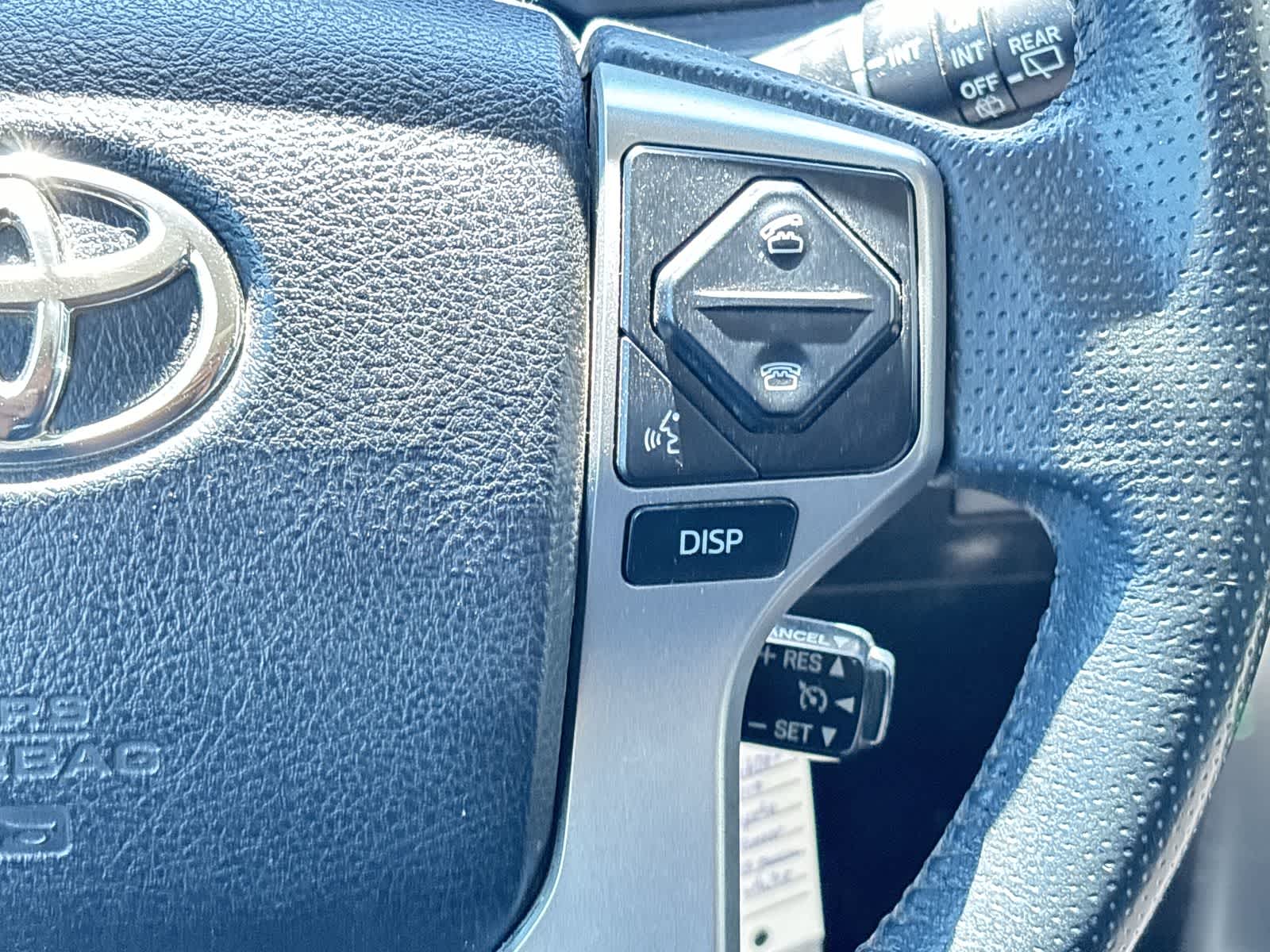 Thumbnail: 2017 Toyota 4Runner - 11