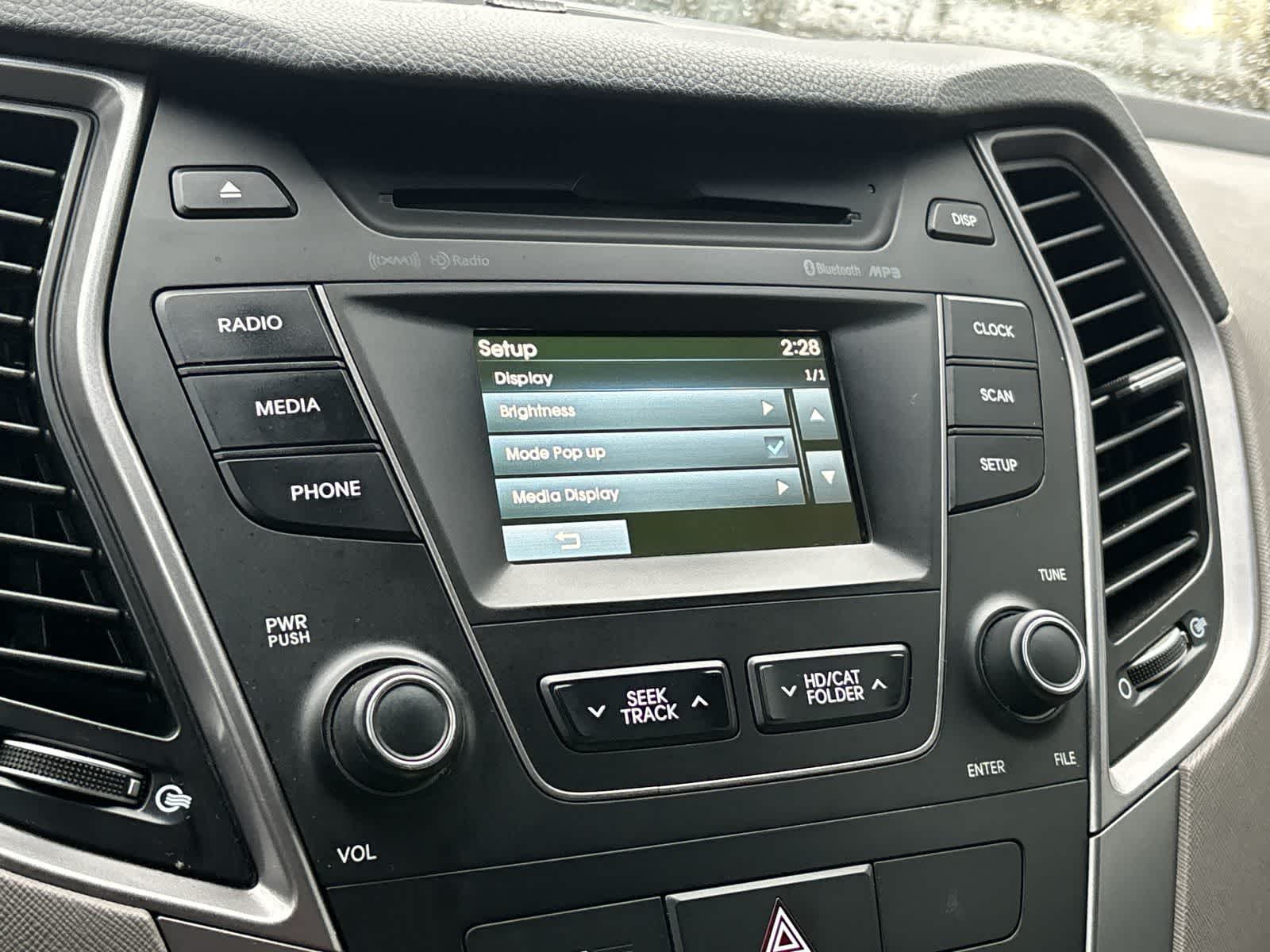 Thumbnail: 2015 Hyundai Santa Fe - 17