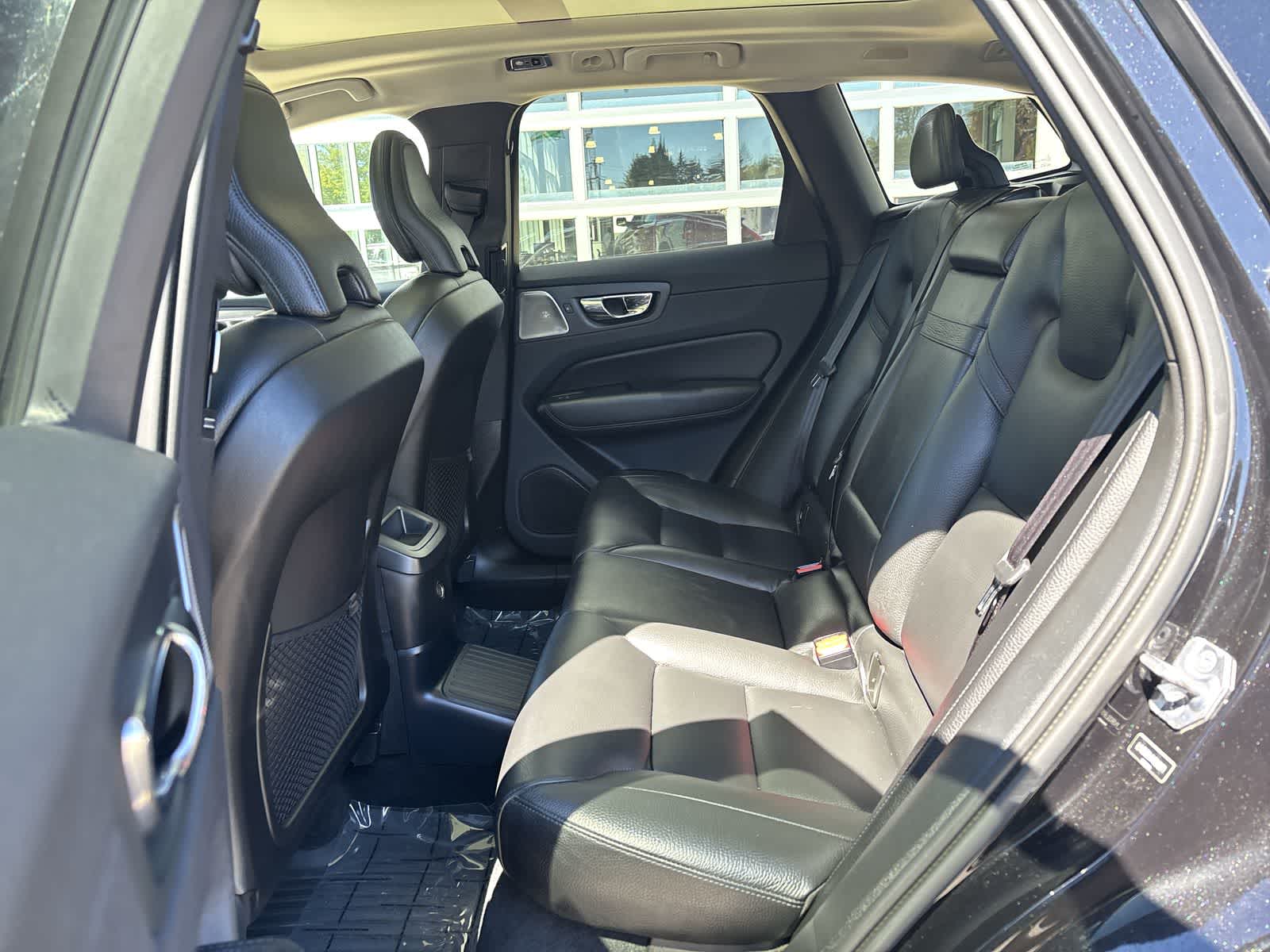 Thumbnail: 2019 Volvo XC60 - 6