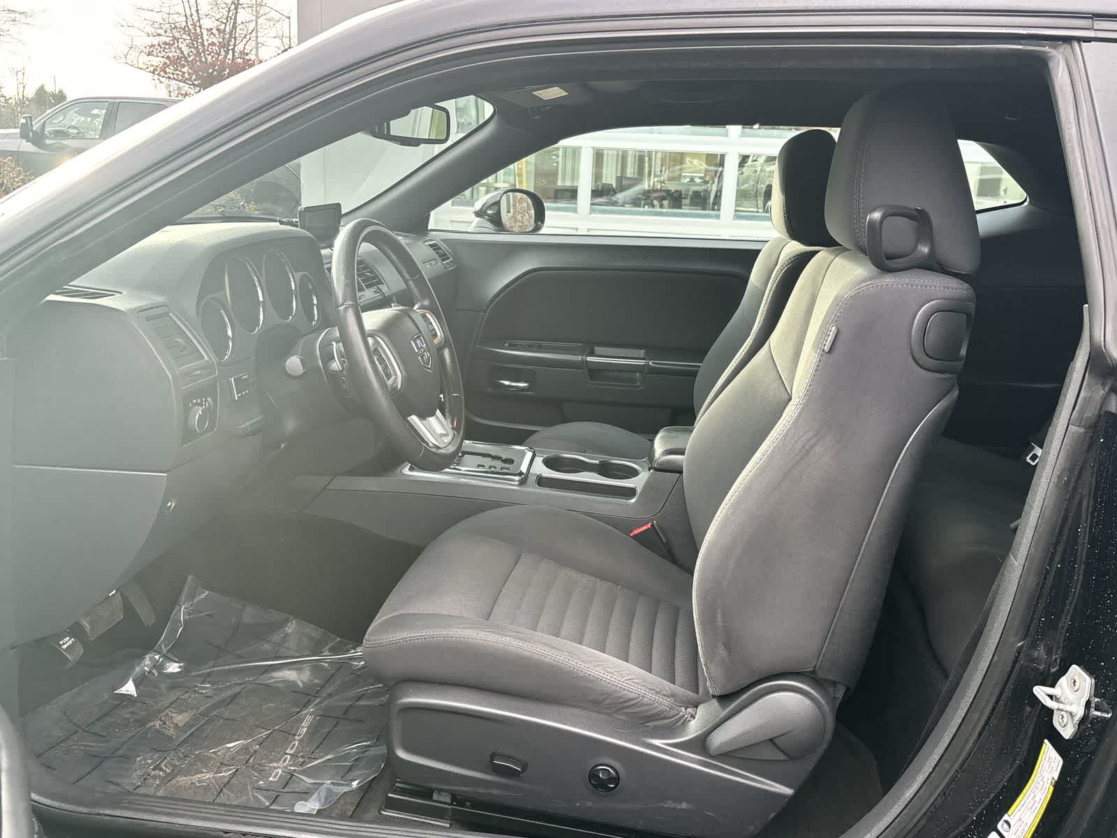 Thumbnail: 2013 Dodge Challenger - 11