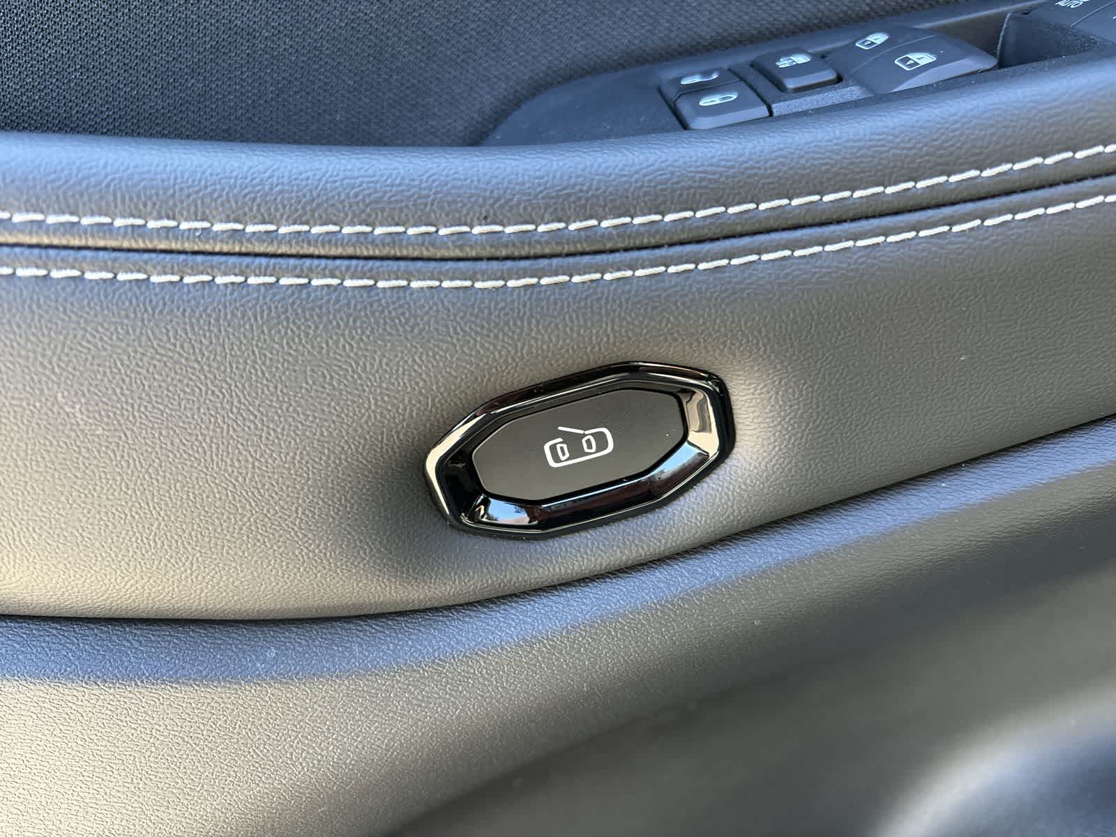 Thumbnail: 2026 Jeep Cherokee - 11