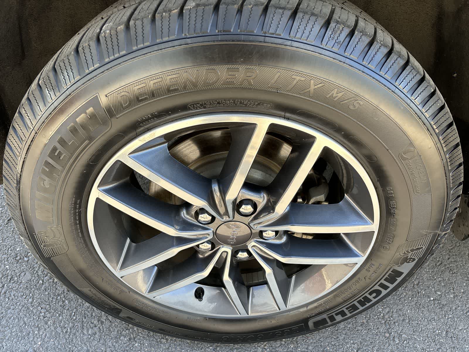 Thumbnail: 2019 Jeep Grand Cherokee - 4