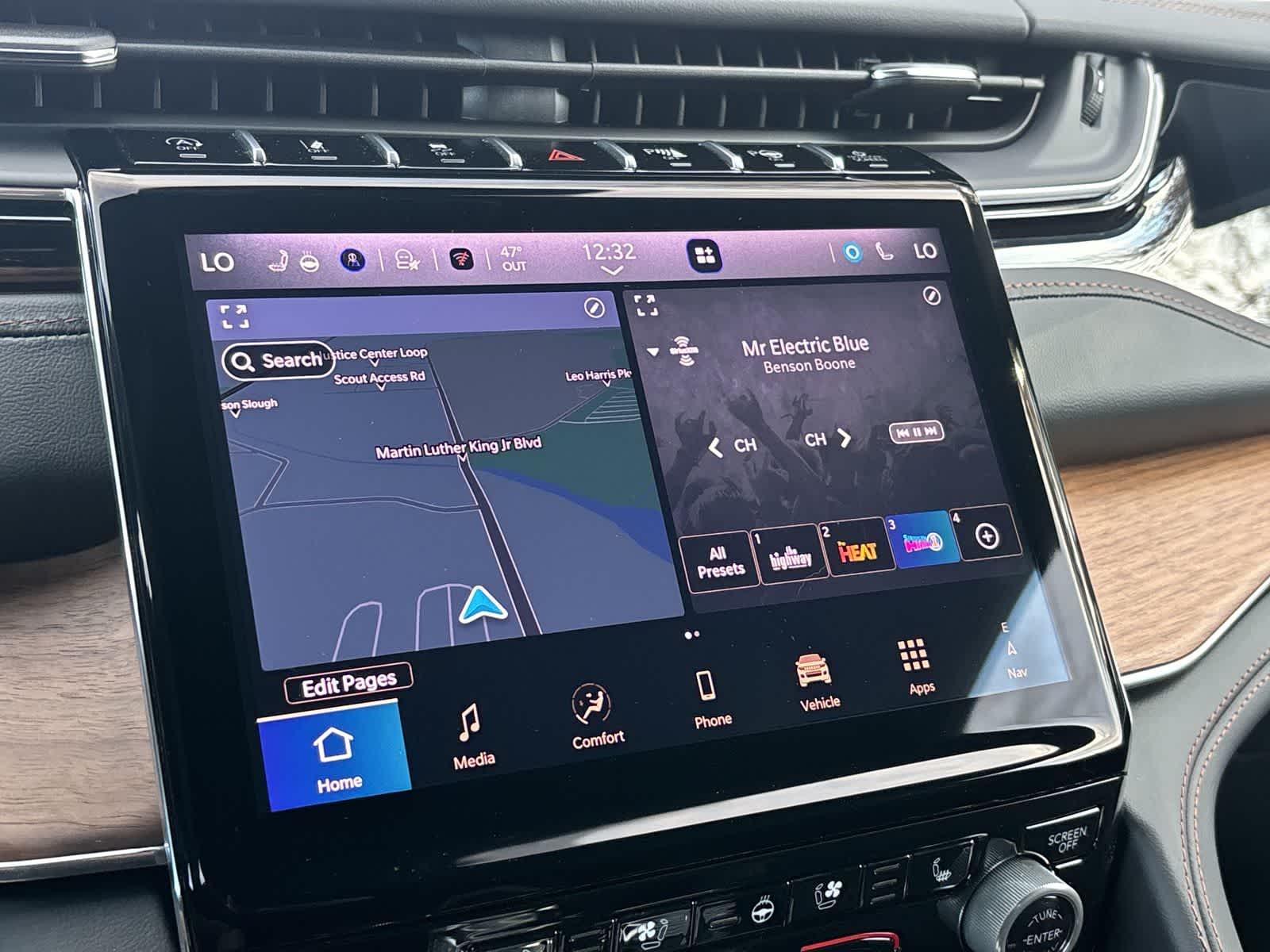 Thumbnail: 2025 Jeep Grand Cherokee L - 15