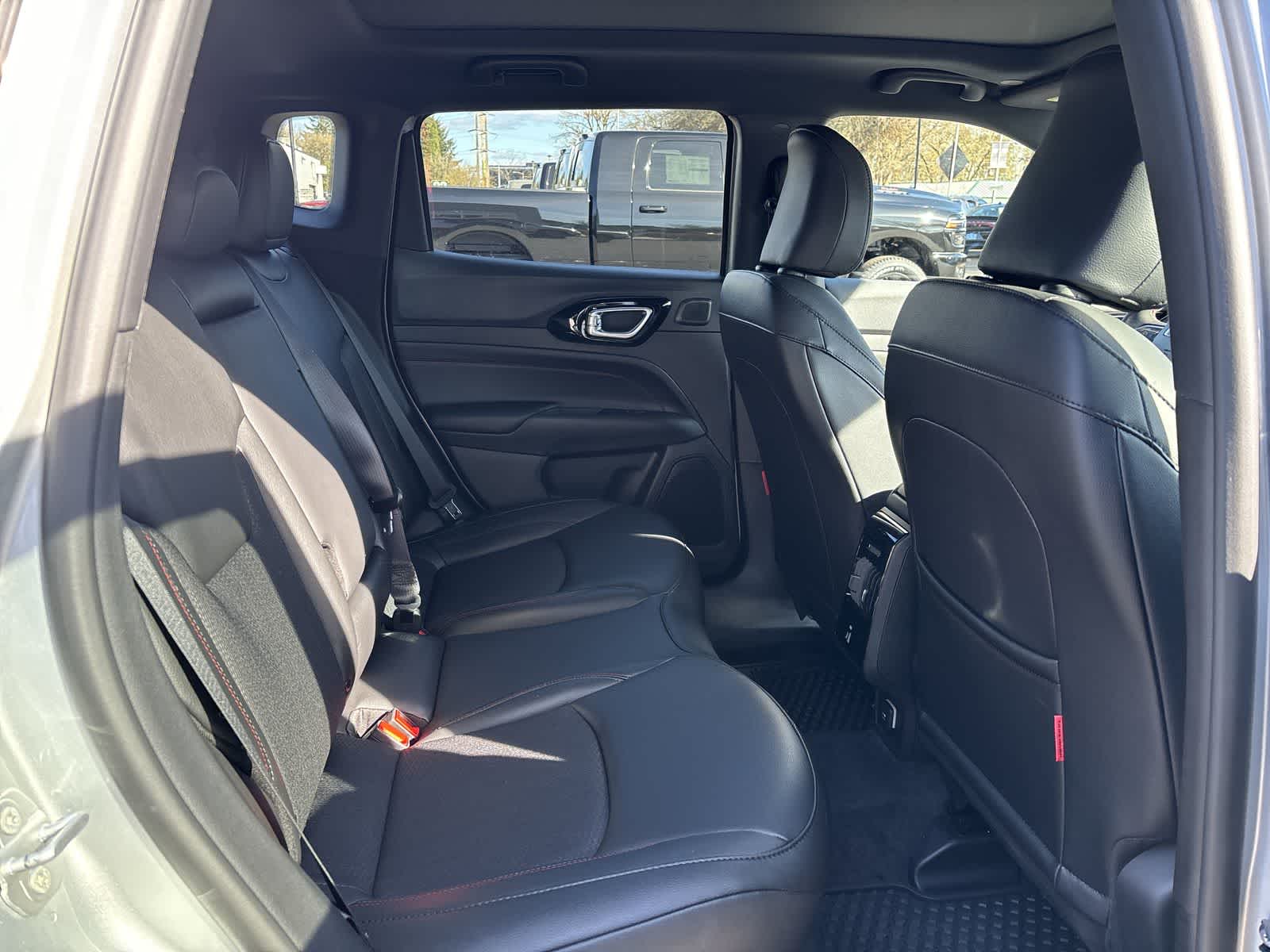 Thumbnail: 2026 Jeep Compass - 6