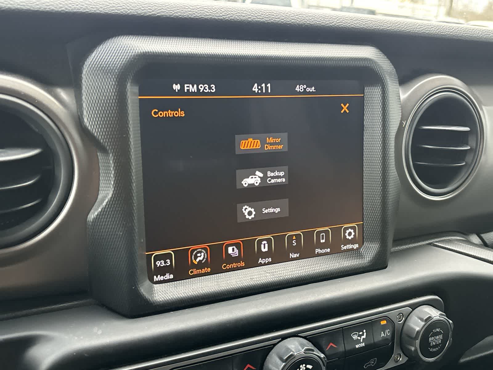 Thumbnail: 2021 Jeep Wrangler - 15