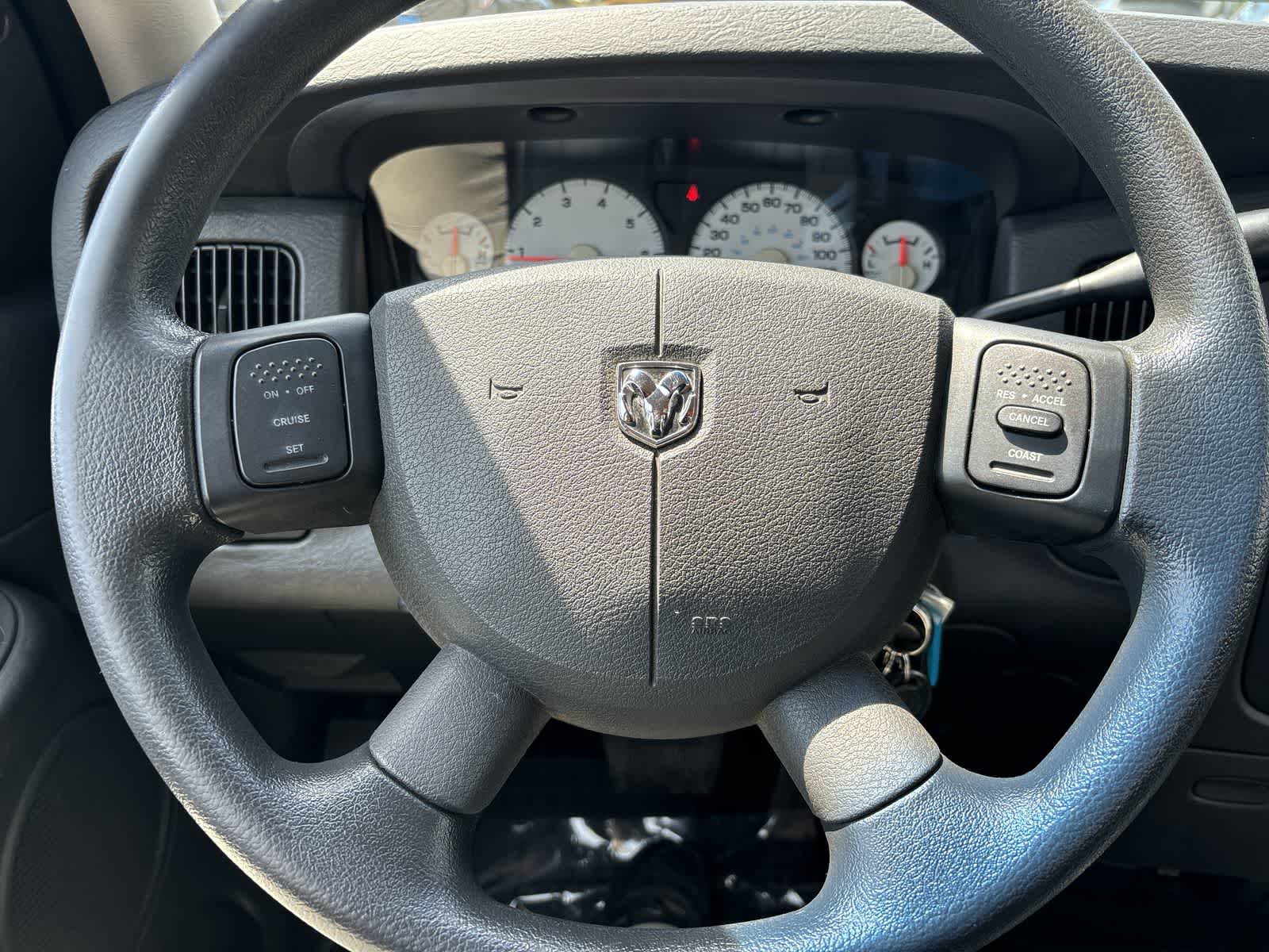 2004 Dodge Ram 1500 Laramie 13