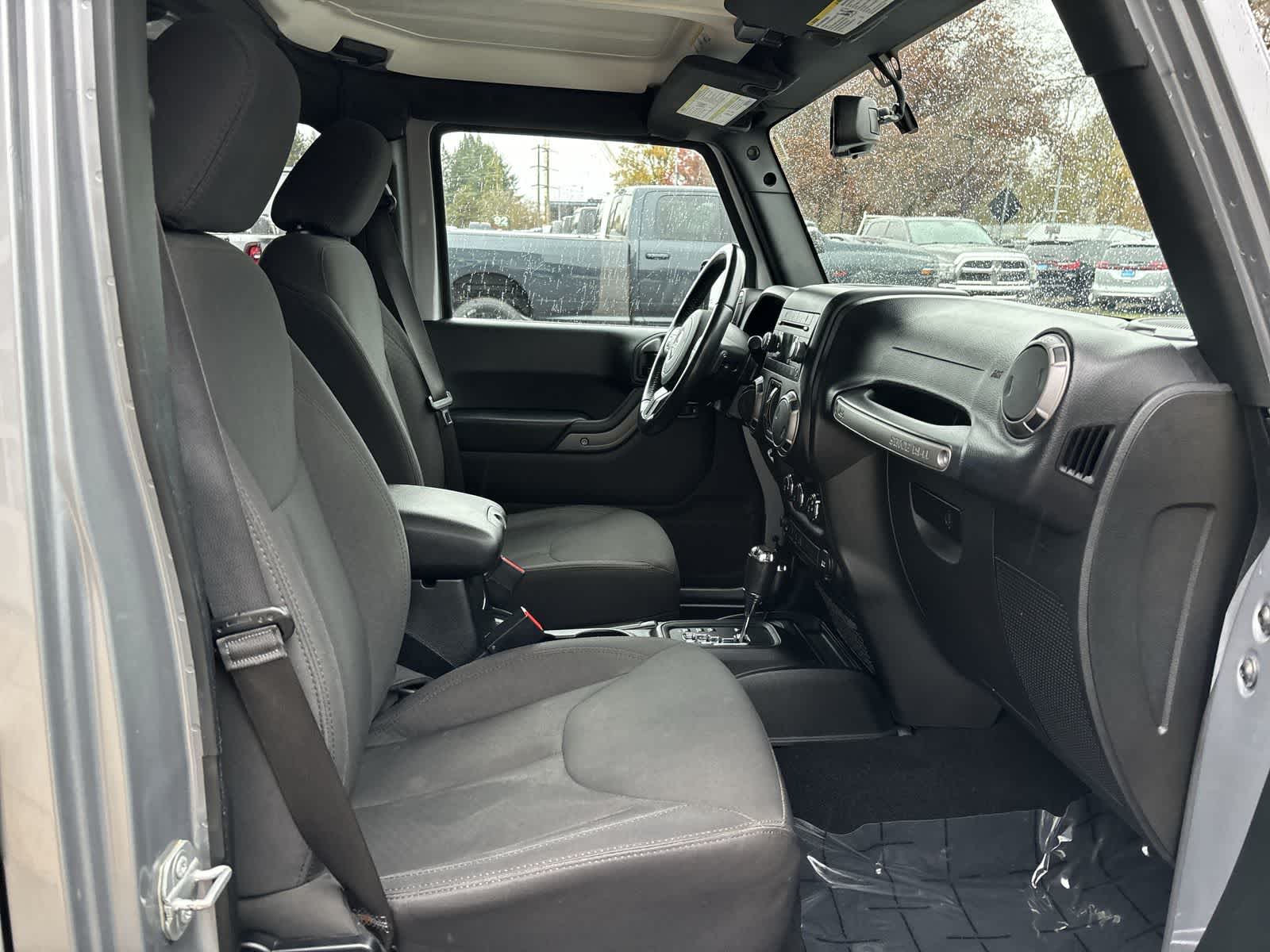 Thumbnail: 2018 Jeep Wrangler - 9