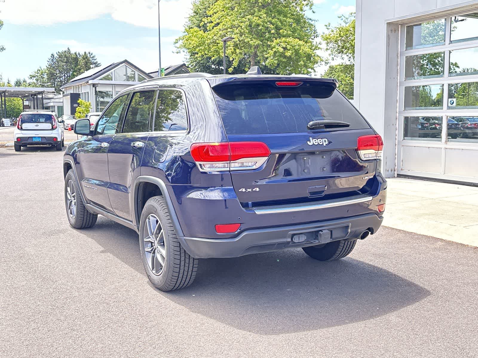 Thumbnail: 2018 Jeep Grand Cherokee - 3