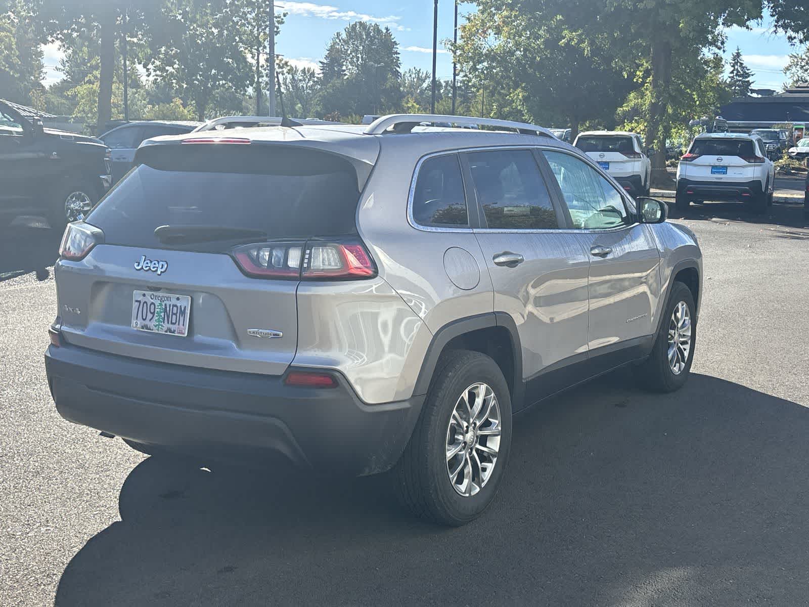 Thumbnail: 2021 Jeep Cherokee - 5