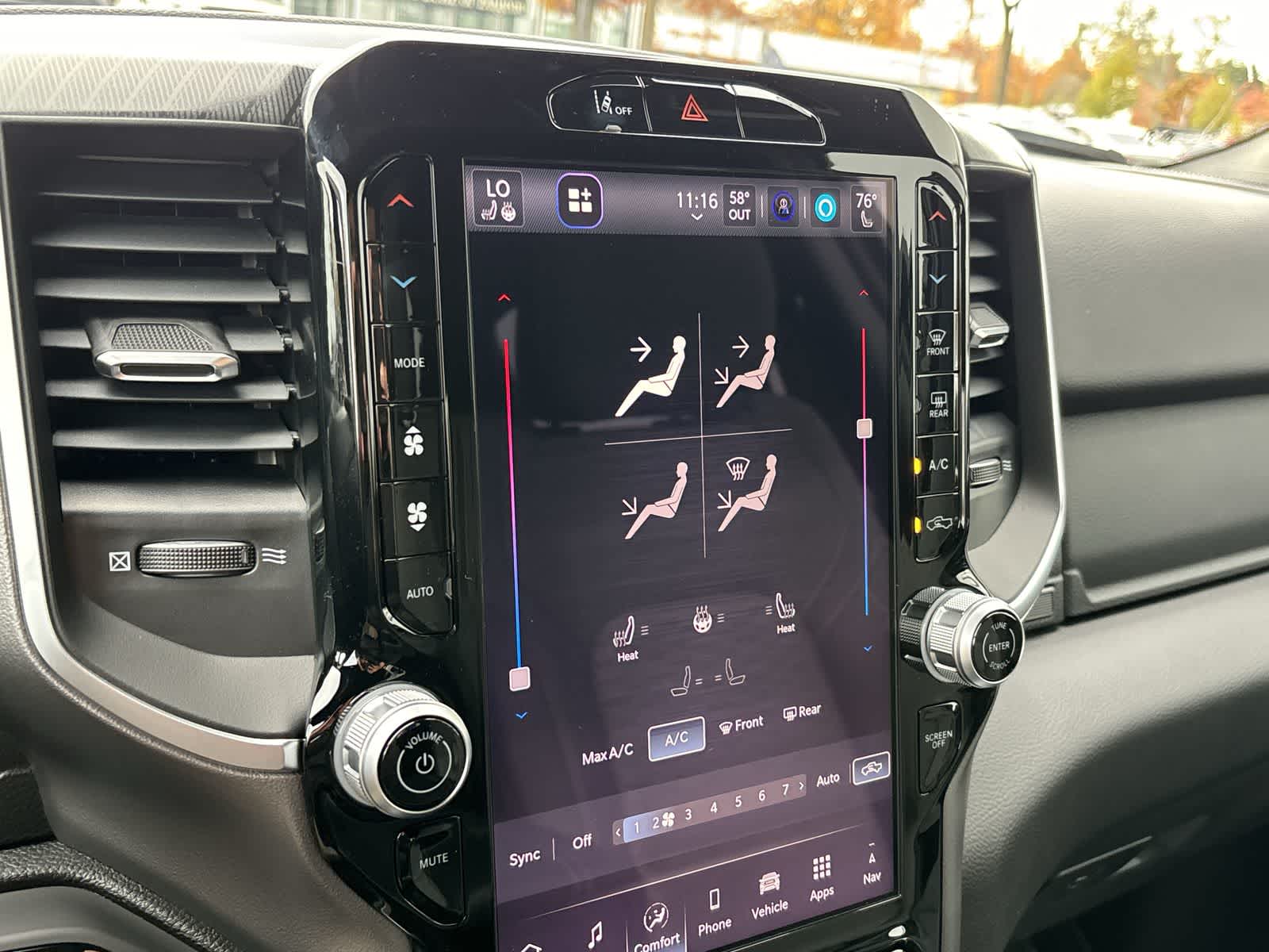 Thumbnail: 2026 RAM 1500 - 18