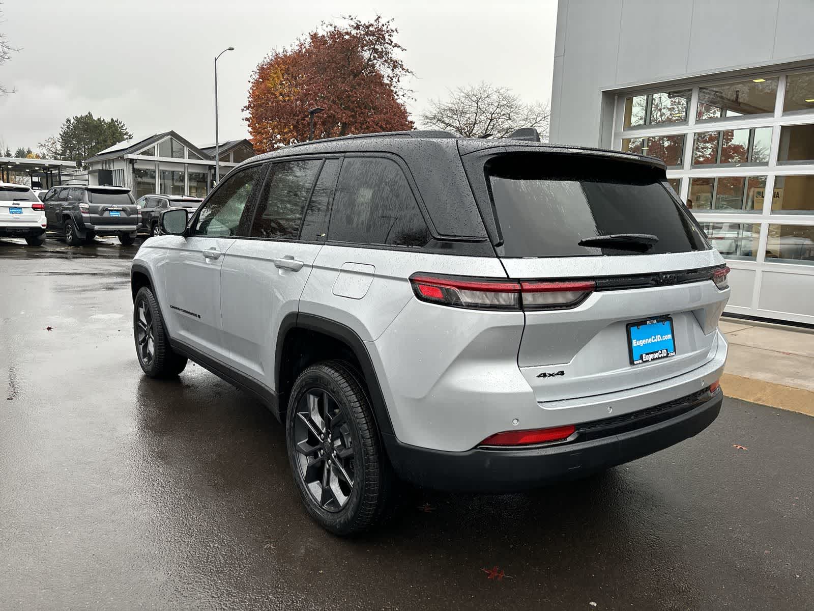 Thumbnail: 2025 Jeep Grand Cherokee - 3